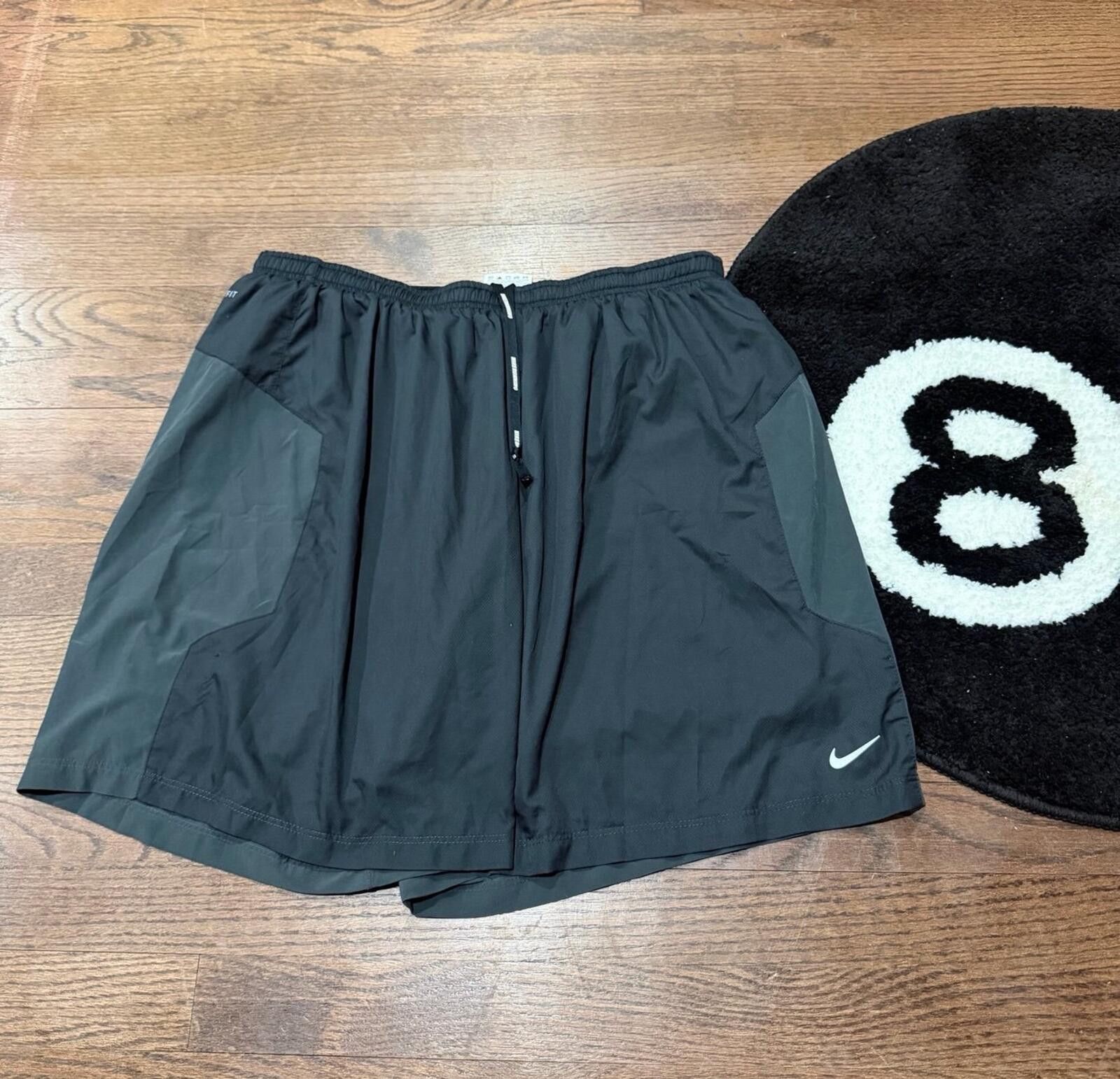 Nike Nike Running Dri-Fit Athletic Shorts Mens XL Vintage Size US 36 / EU 52 - 1 Thumbnail