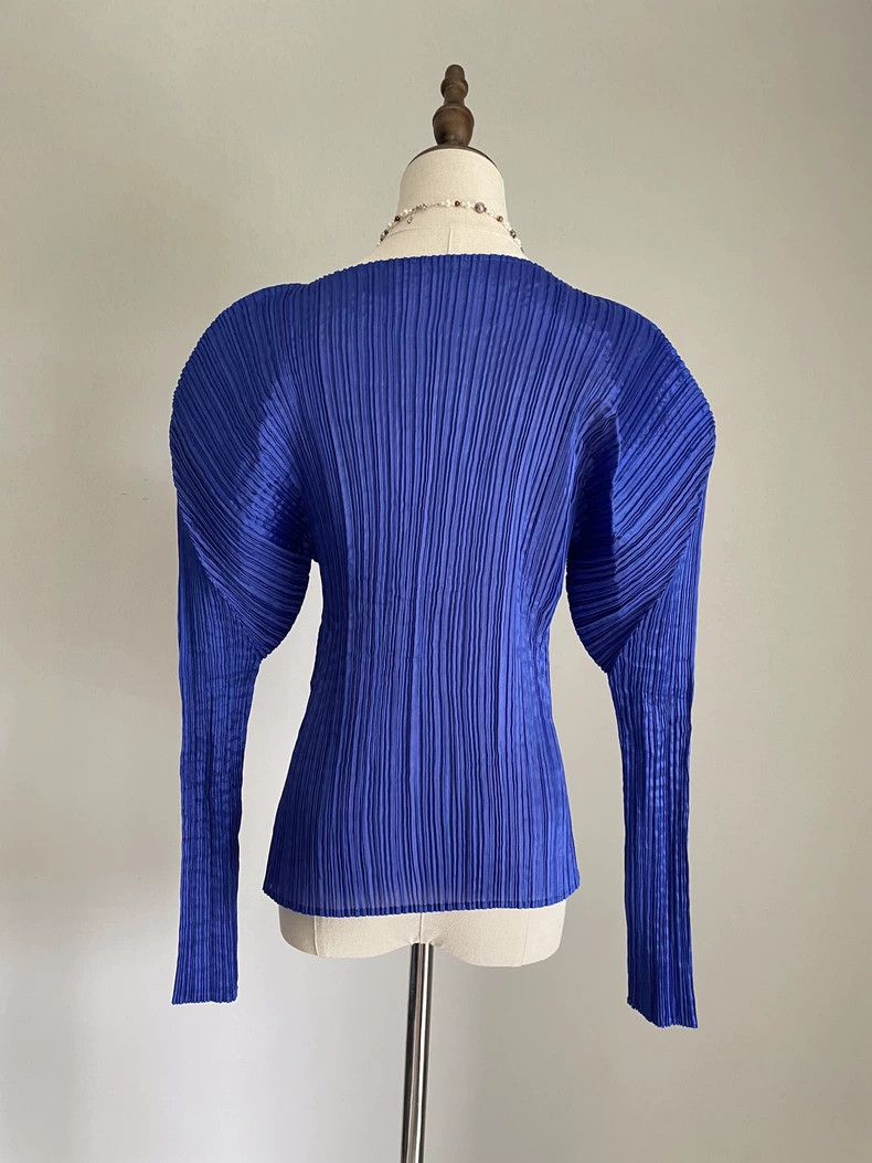 Issey Miyake Issey Miyake size:3 A long-sleeved top with a sapphire blu Size M / US 6-8 / IT 42-44 - 3 Thumbnail