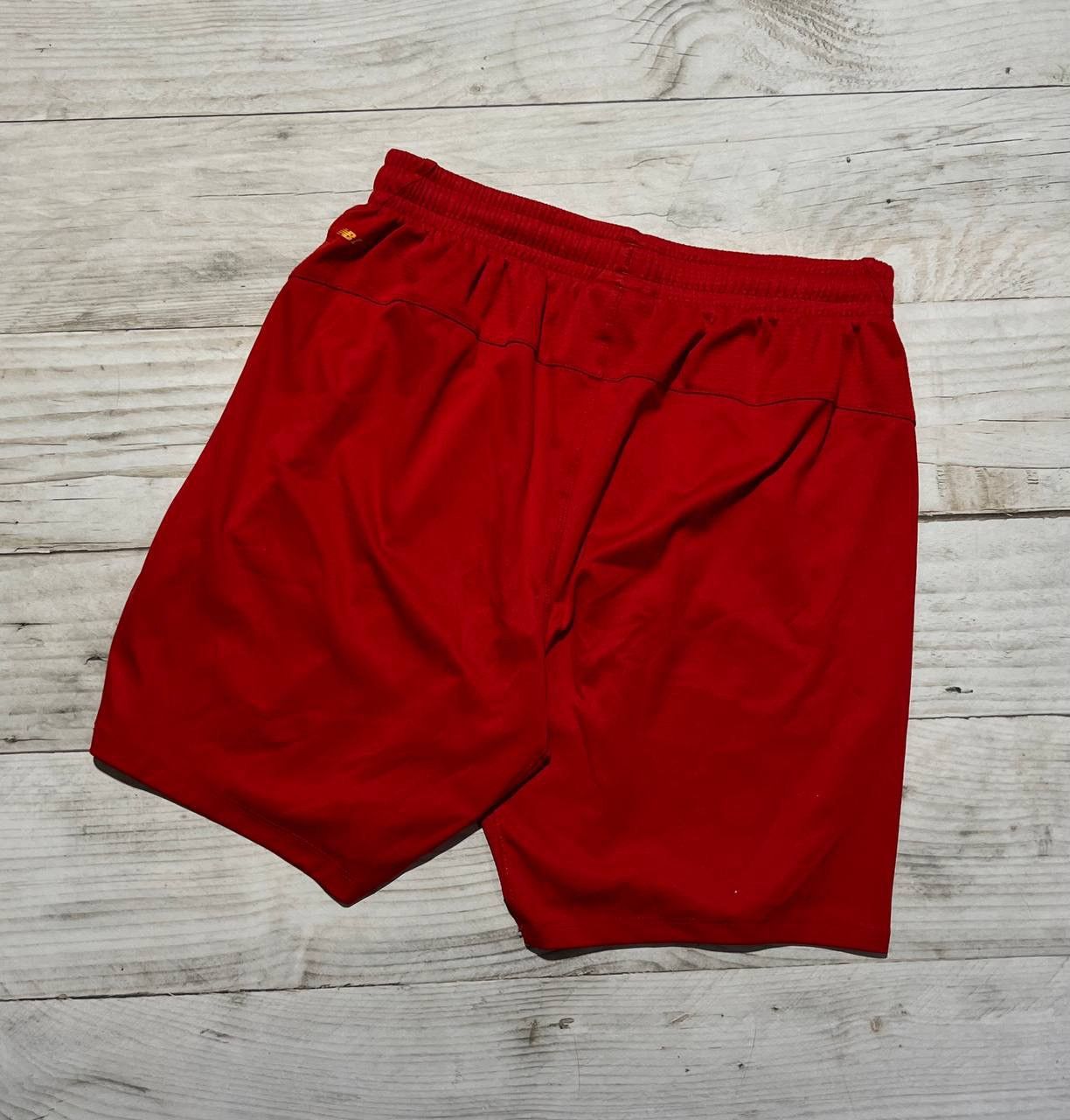 New Balance New Balance Liverpool 2016 2017 Home Football Shorts Soccer Size US 32 / EU 48 - 11 Thumbnail
