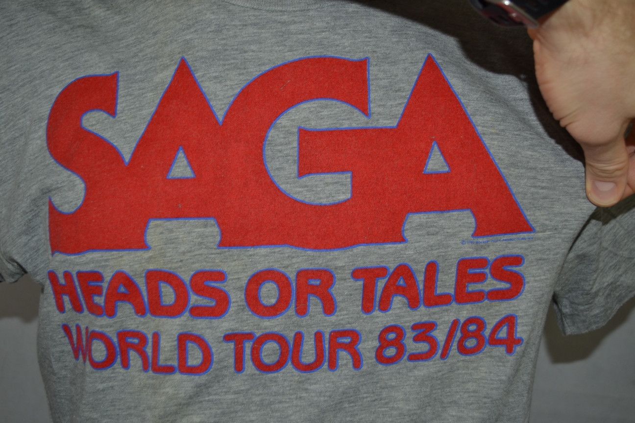 Band Tees × Vintage Vintage Saga Heads or Tales 1983/84 World Tour tee L Size US L / EU 52-54 / 3 - 7 Thumbnail