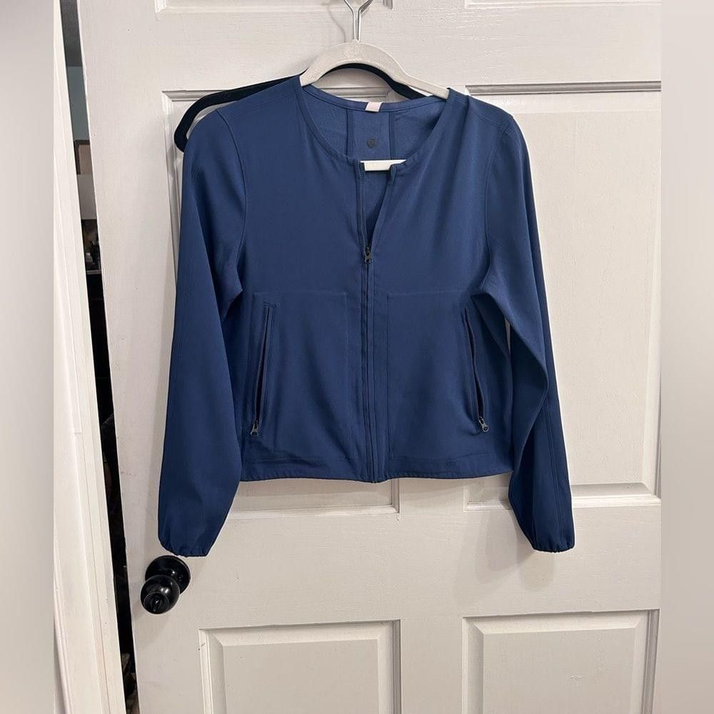Lululemon Lululemon zip jacket blue size 4 Size S / US 4 / IT 40 - 2 Thumbnail