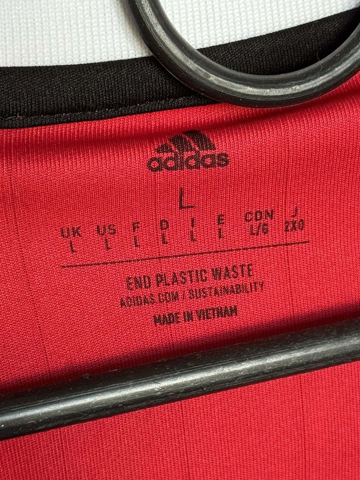 Adidas Manchester United 22/23 Home Ronaldo Football Jersey Size US L / EU 52-54 / 3 - 7 Thumbnail