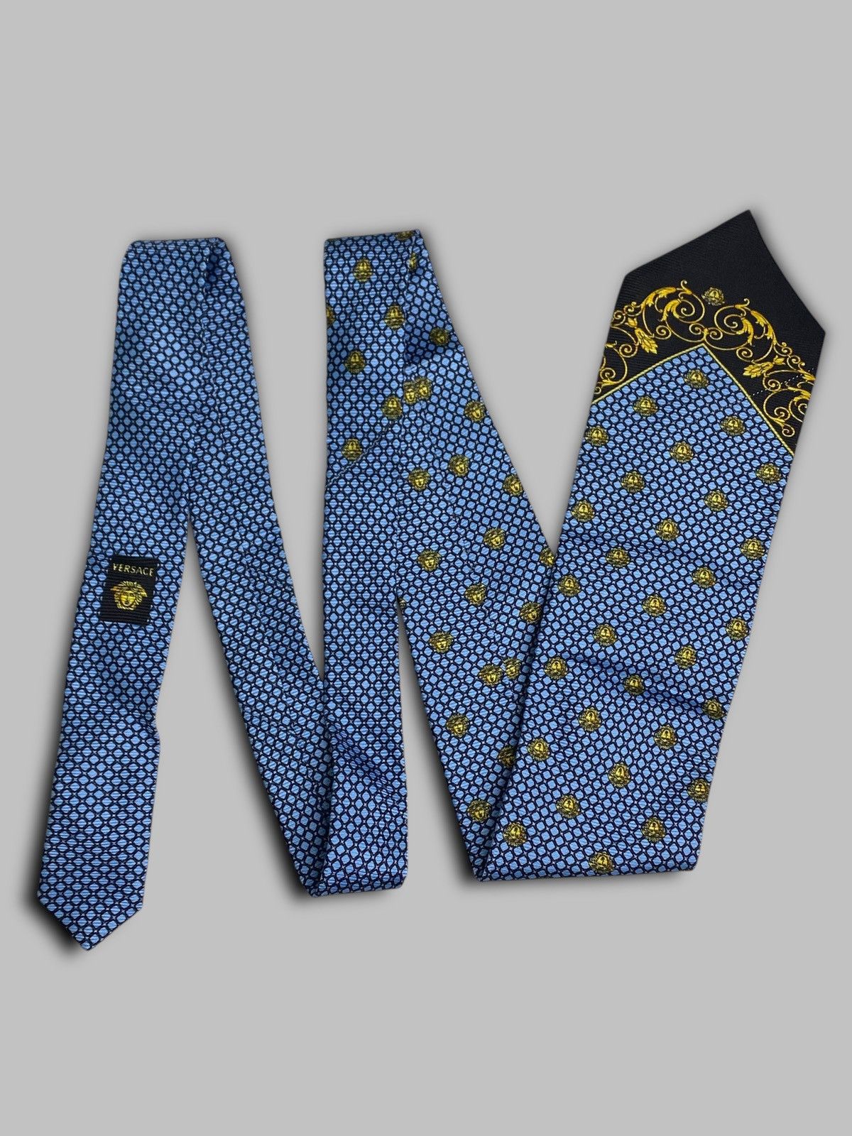 Versace Gianni Versace Rare Vintage Tie Blue Geometric Pattern Silk Size ONE SIZE - 10 Thumbnail