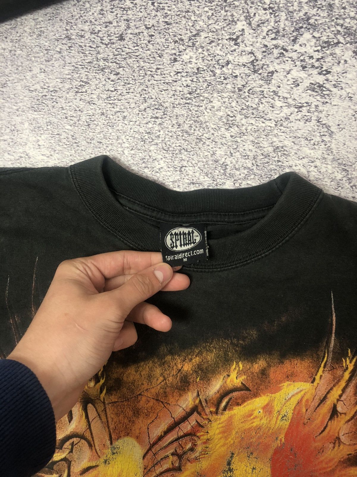 Japanese Brand × Vintage Vintage t-shirt spiral y2k men’s size M y2k casual usa Size US M / EU 48-50 / 2 - 4 Thumbnail