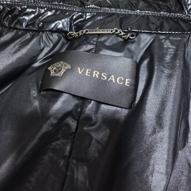 Versace Versace Black glossy trench coat Size US M / EU 48-50 / 2 - 6 Thumbnail