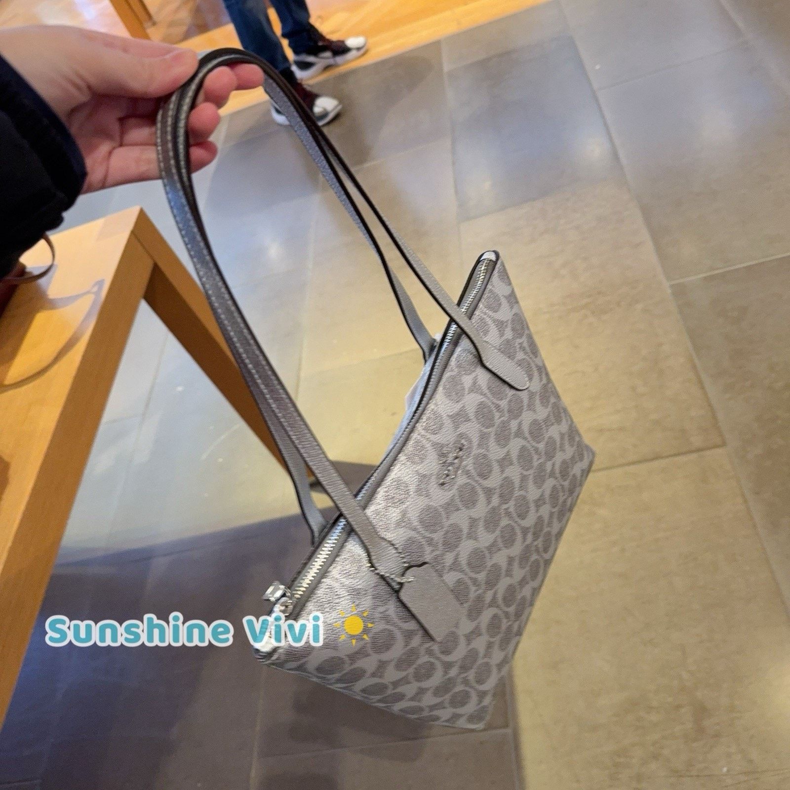 Coach NWT COACH Fiona Zip Tote Bag Canvas CW396, Gray/Silver Size ONE SIZE - 4 Thumbnail