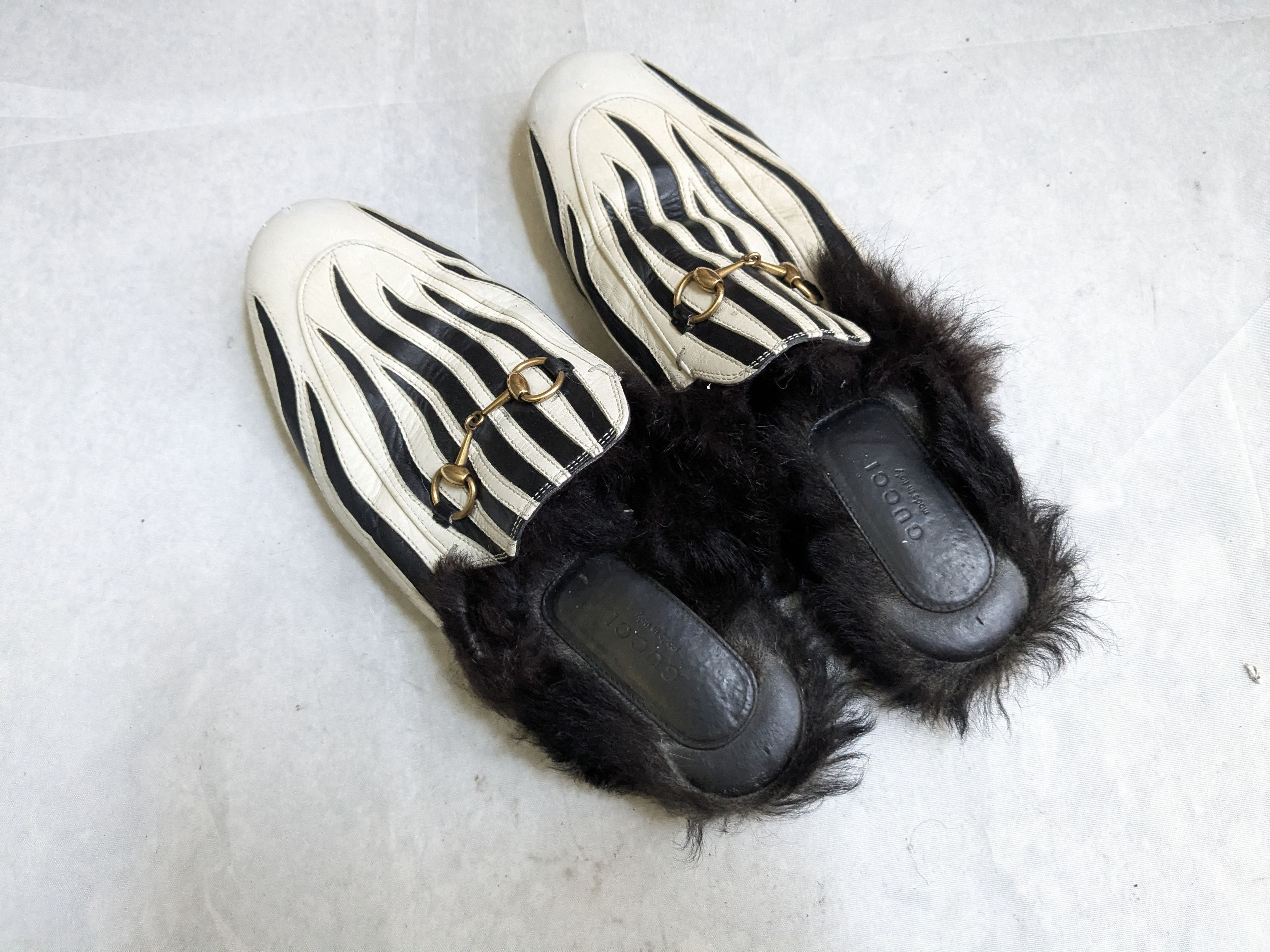 Gucci Gucci Horsebit Loafers White Black Leather 7 40 Princetown Size US 7 / EU 40 - 12 Thumbnail