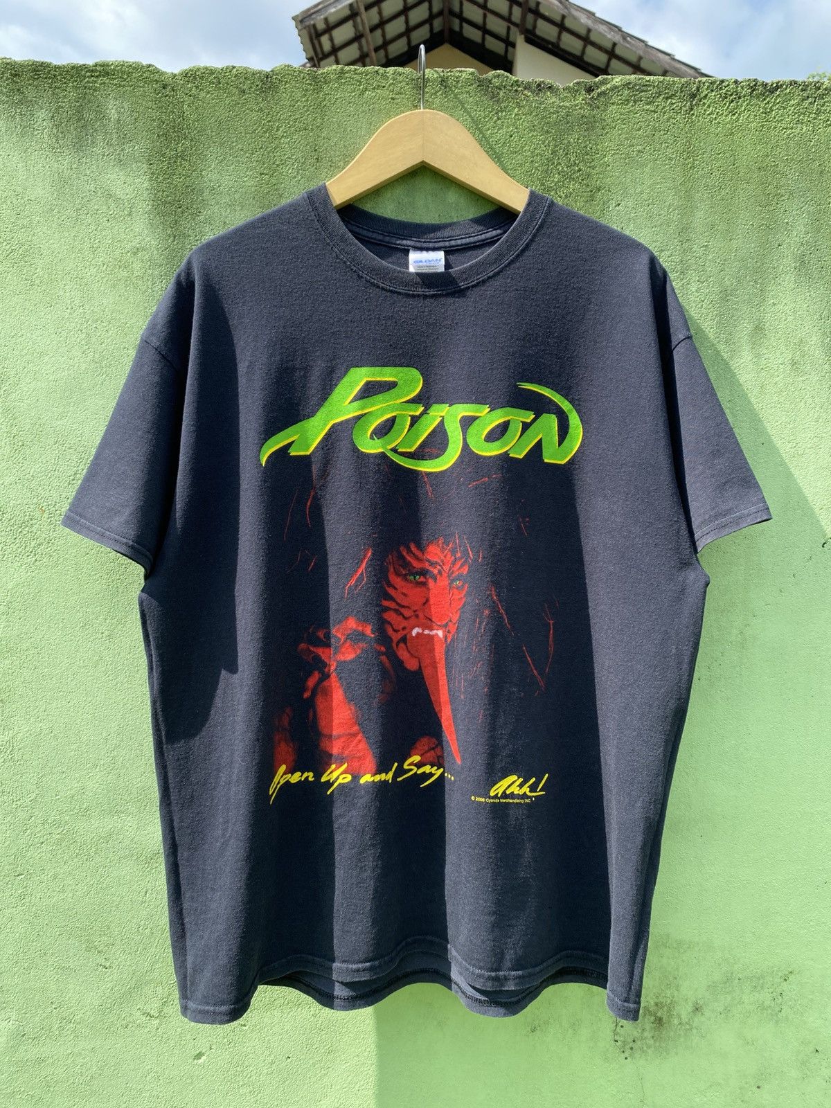 Band Tees VINTAGE 00’s POISON BAND TEES OPEN UP AND SAY AHH TOUR 1989 Size US XL / EU 56 / 4 - 1 Thumbnail