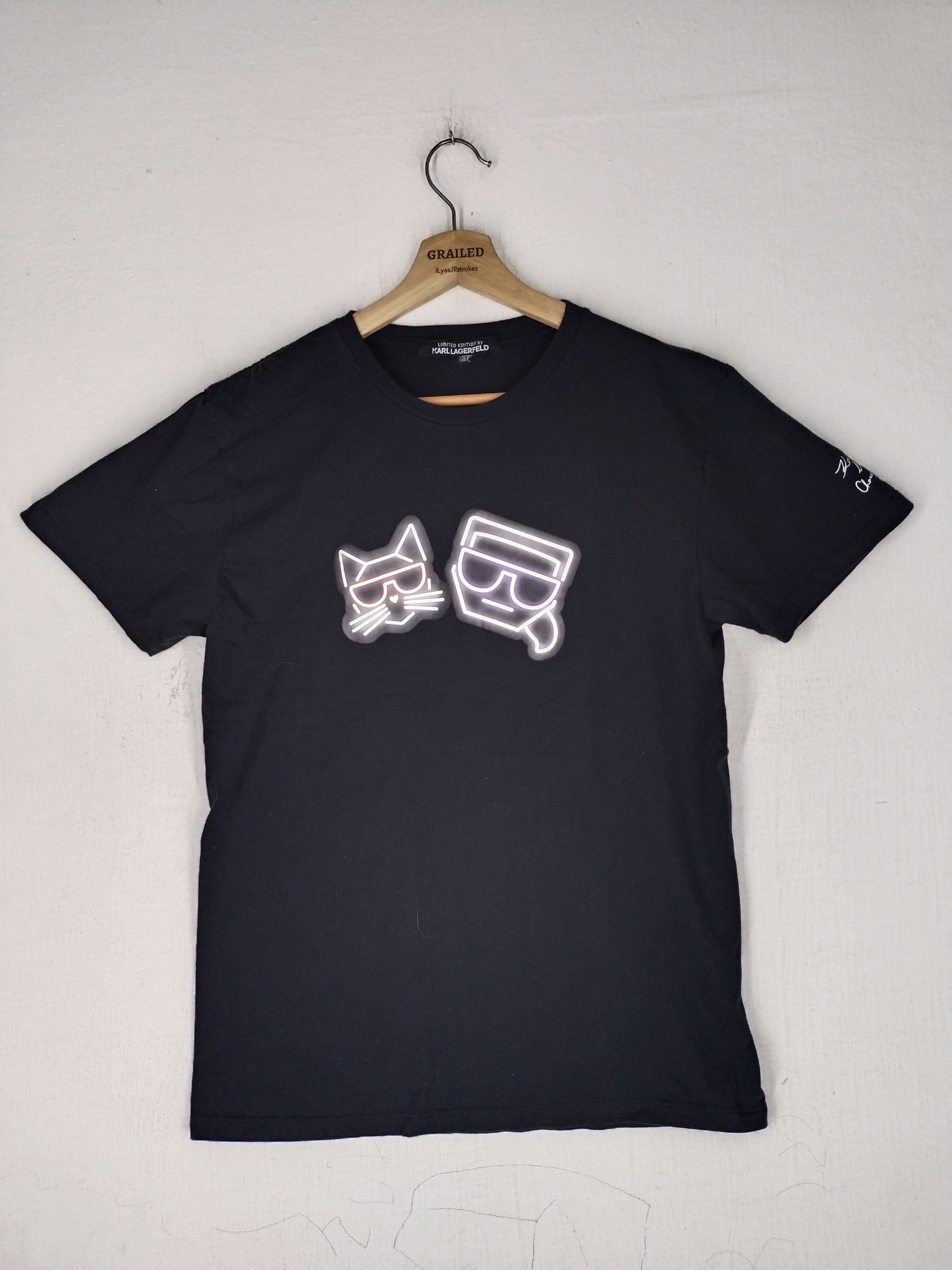 Karl Lagerfeld Karl Lagerfeld Black Tee Size US S / EU 44-46 / 1 - 1 Thumbnail