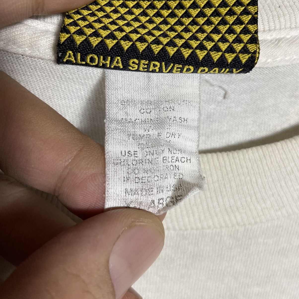 Vintage Rare Vintage 90s Greed War FITTED Hawaii Skateboard T-Shirt Size US XL / EU 56 / 4 - 8 Thumbnail