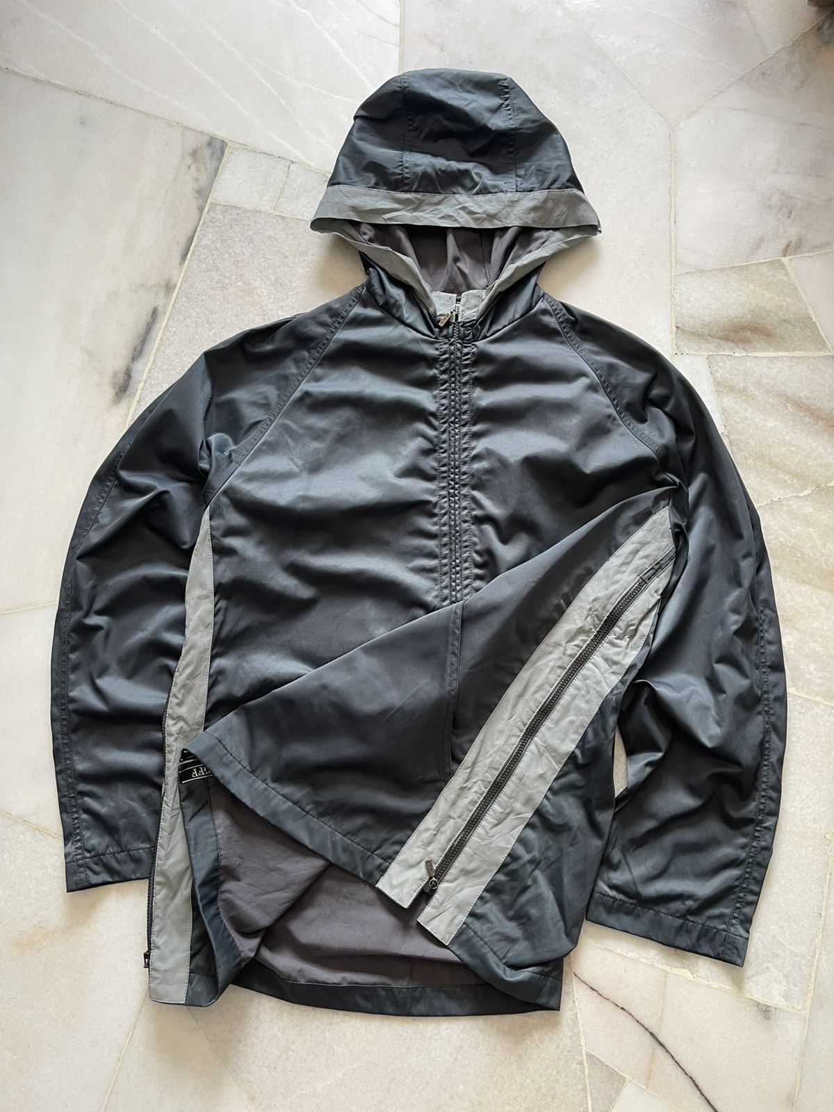 Gianfranco Ferre 90s Gianfranco Ferre Zipper Jacket 10 Size US XL / EU 56 / 4 - 6 Thumbnail