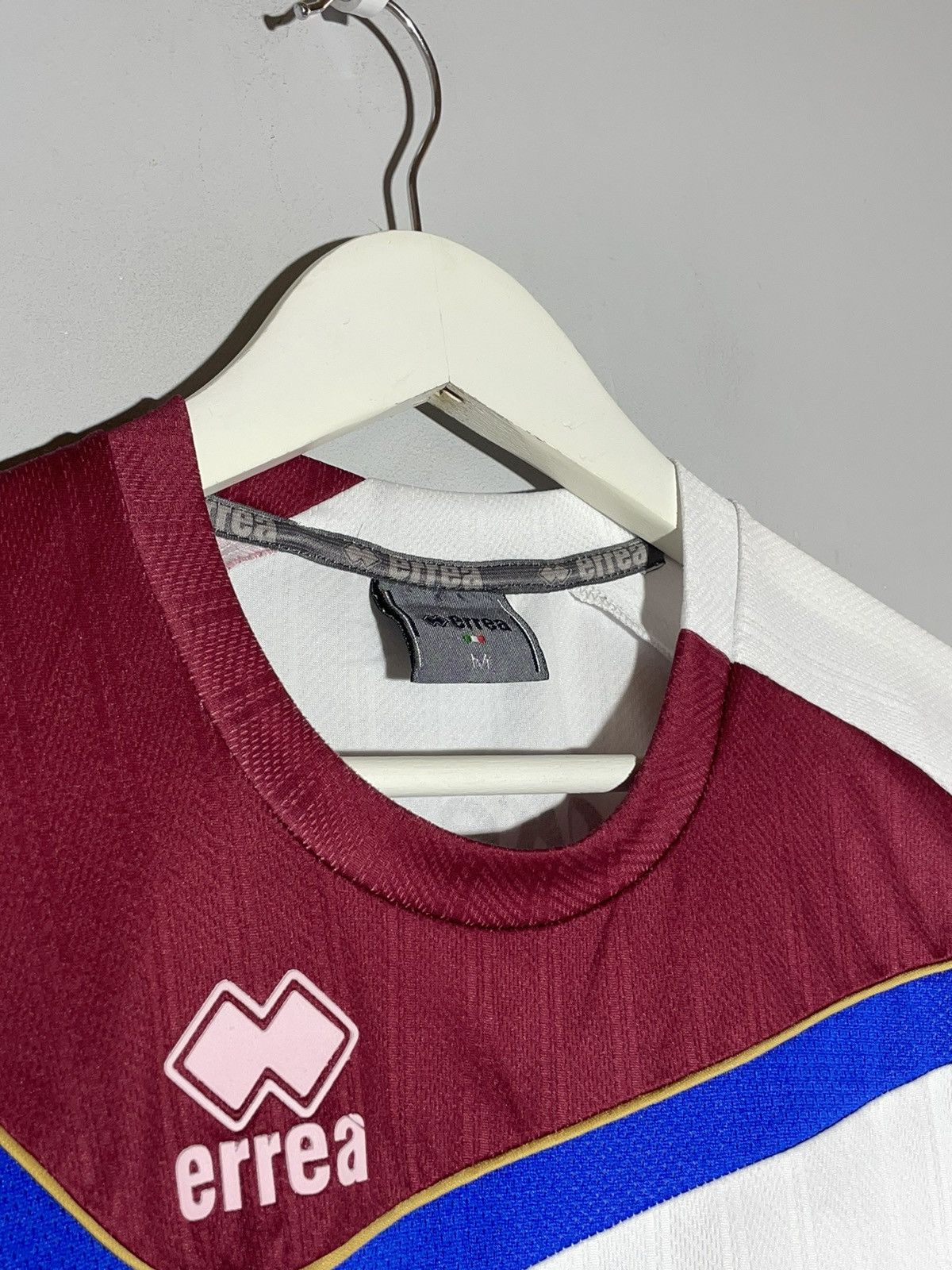 Errea Burnley Errea 50 Years Champions Football Shirt Size US M / EU 48-50 / 2 - 3 Thumbnail