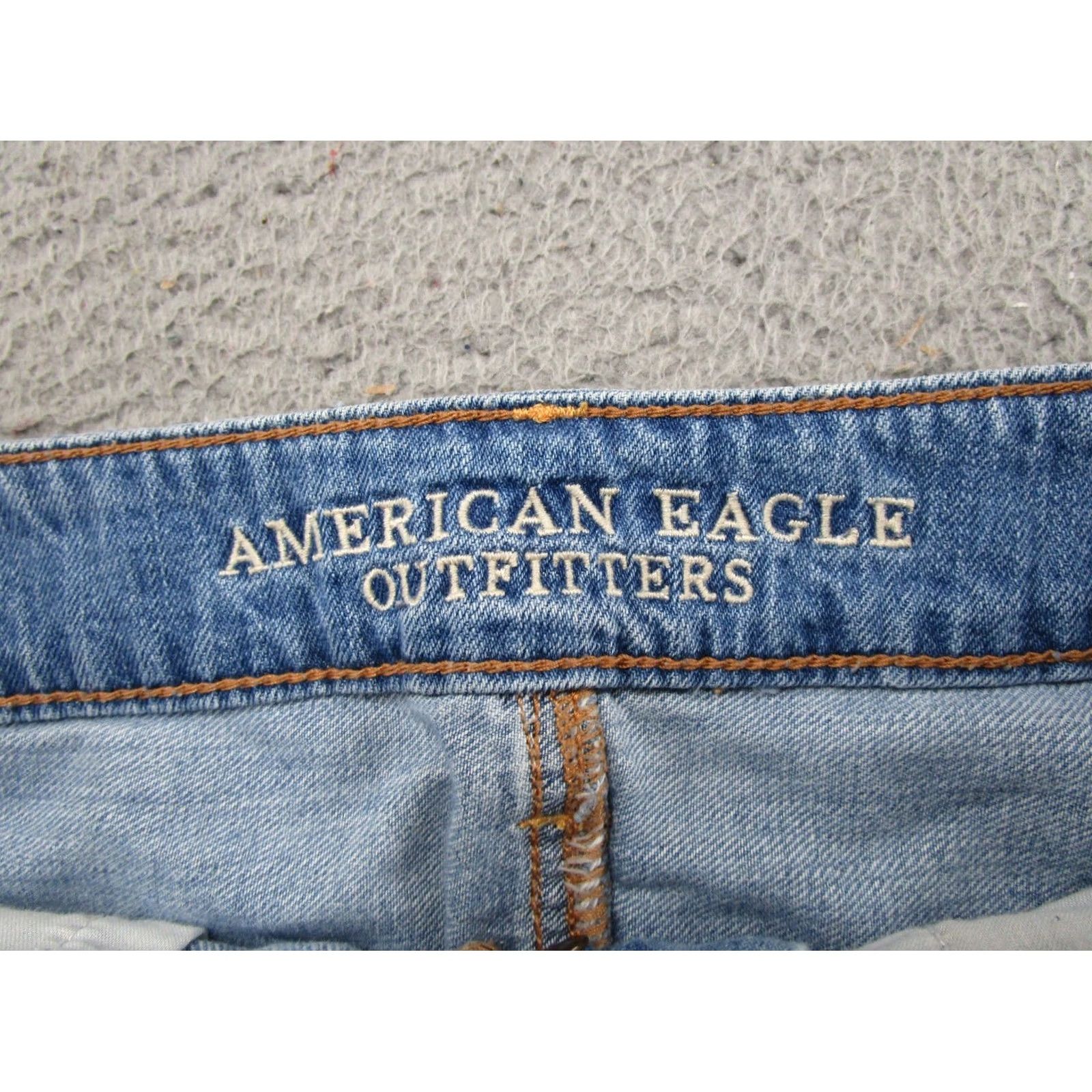 American Eagle Outfitters American Eagle Denim Shorts Button Fly Tomgirl Distressed Size 10 Festival Casual Size 32" / US 10 / IT 46 - 2 Thumbnail