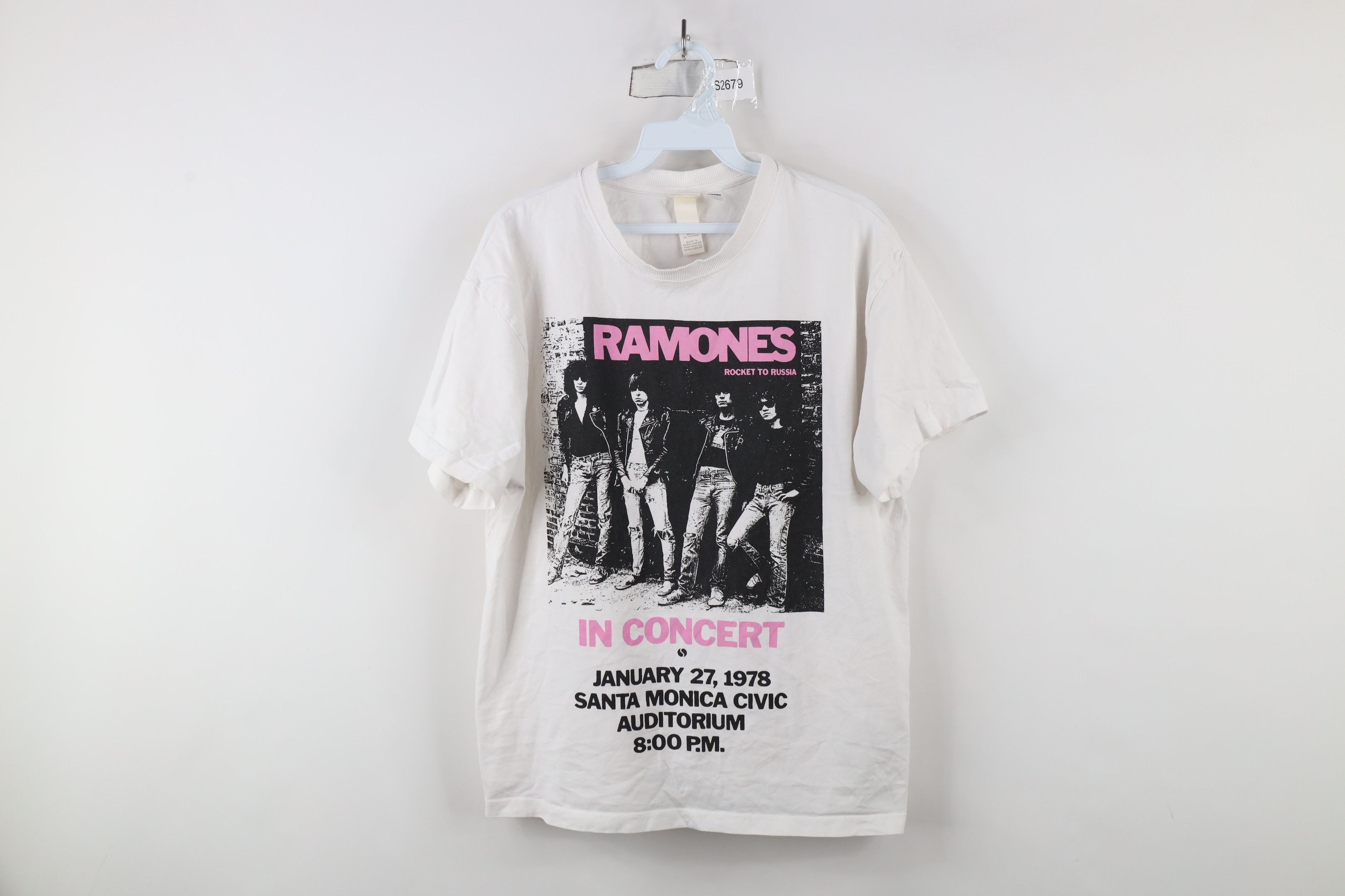 Vintage Retro Y2K Rocket To Russia The Ramones Band T-Shirt Size M / US 6-8 / IT 42-44 - 1 Thumbnail