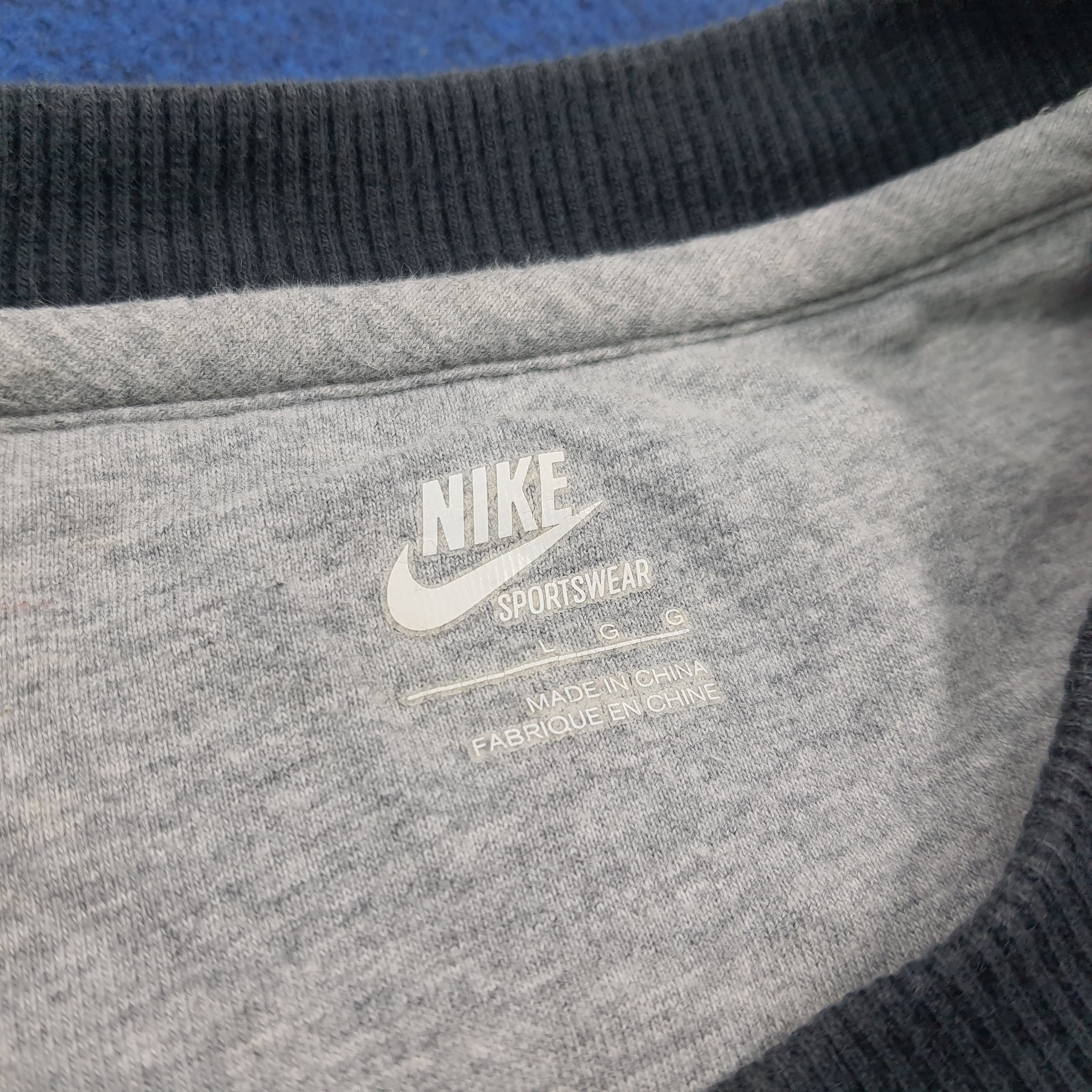 Nike Vintage Nike Embroidery Logo Crewneck Sweatshirt C303N13 Size US M / EU 48-50 / 2 - 5 Thumbnail