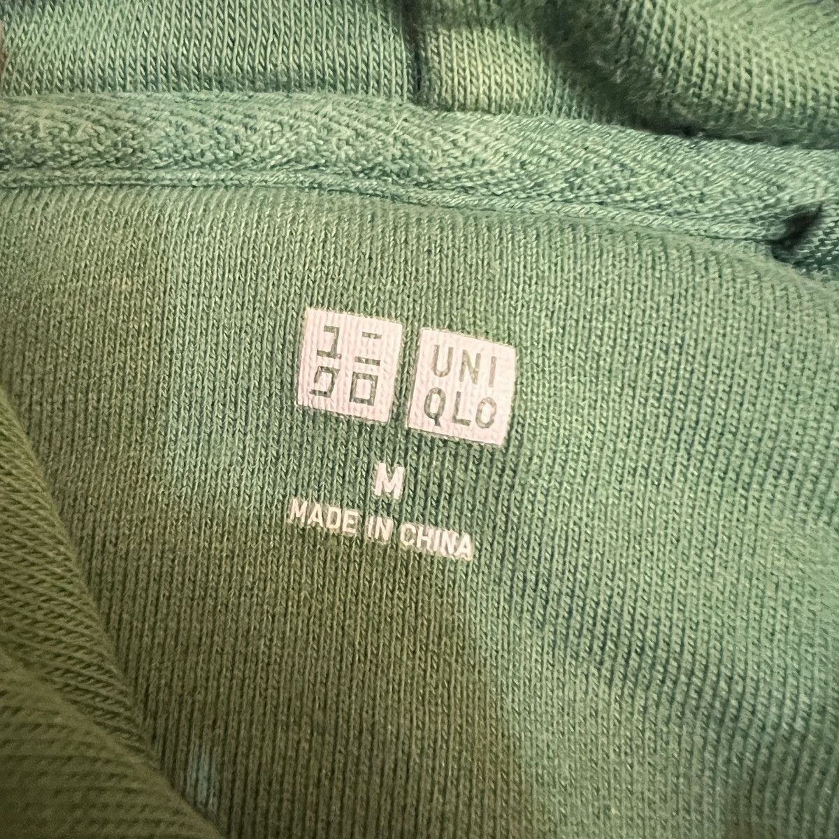 Uniqlo Japanese Brand Uniqlo Hoodie Faded Thrashed Size US M / EU 48-50 / 2 - 4 Thumbnail