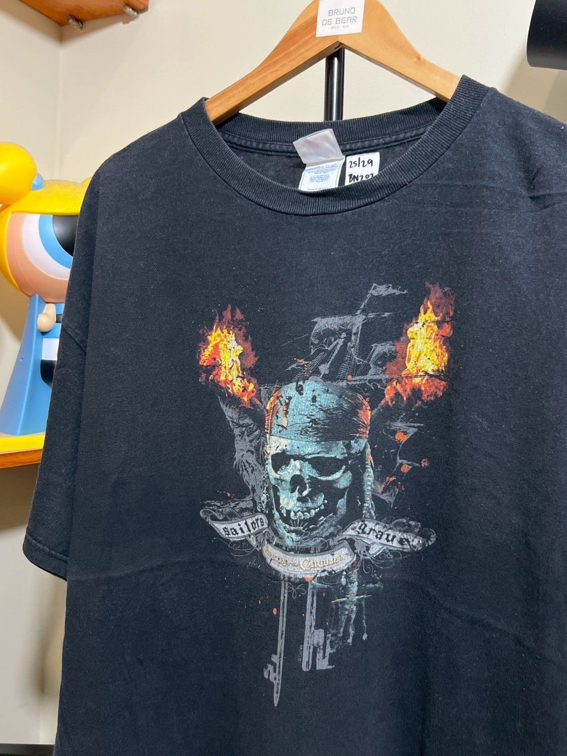 Vintage Vintage Pirates Of The Caribbean shirt movie bnz02 Size US XL / EU 56 / 4 - 1 Thumbnail