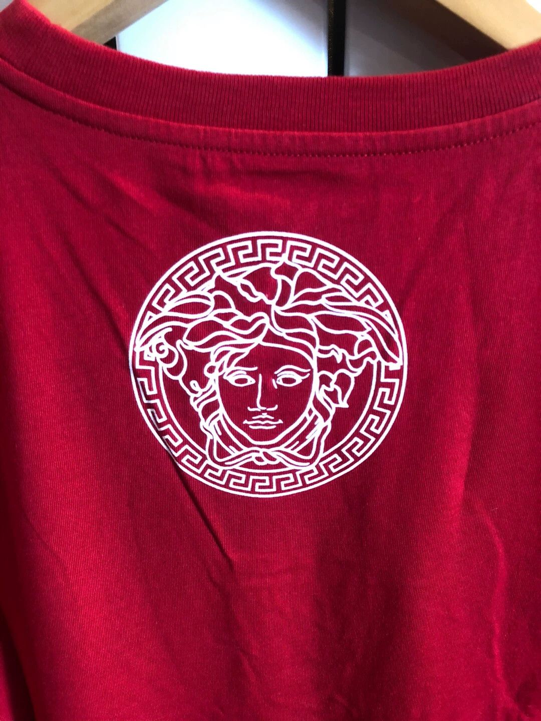 Versace Versace Medusa Red Short Sleeve T-Shirt M Size M / US 6-8 / IT 42-44 - 4 Thumbnail