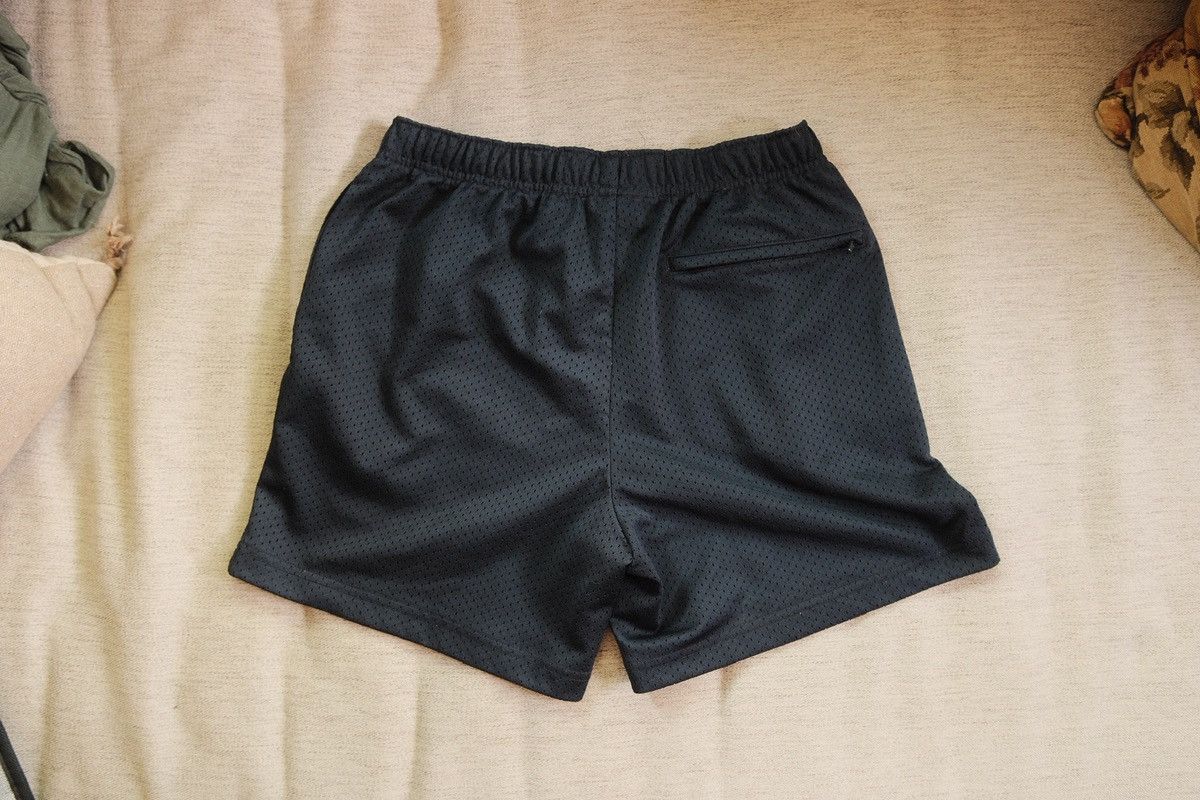 Cole Buxton Cole Buxton Mesh Shorts Size US 30 / EU 46 - 2 Thumbnail