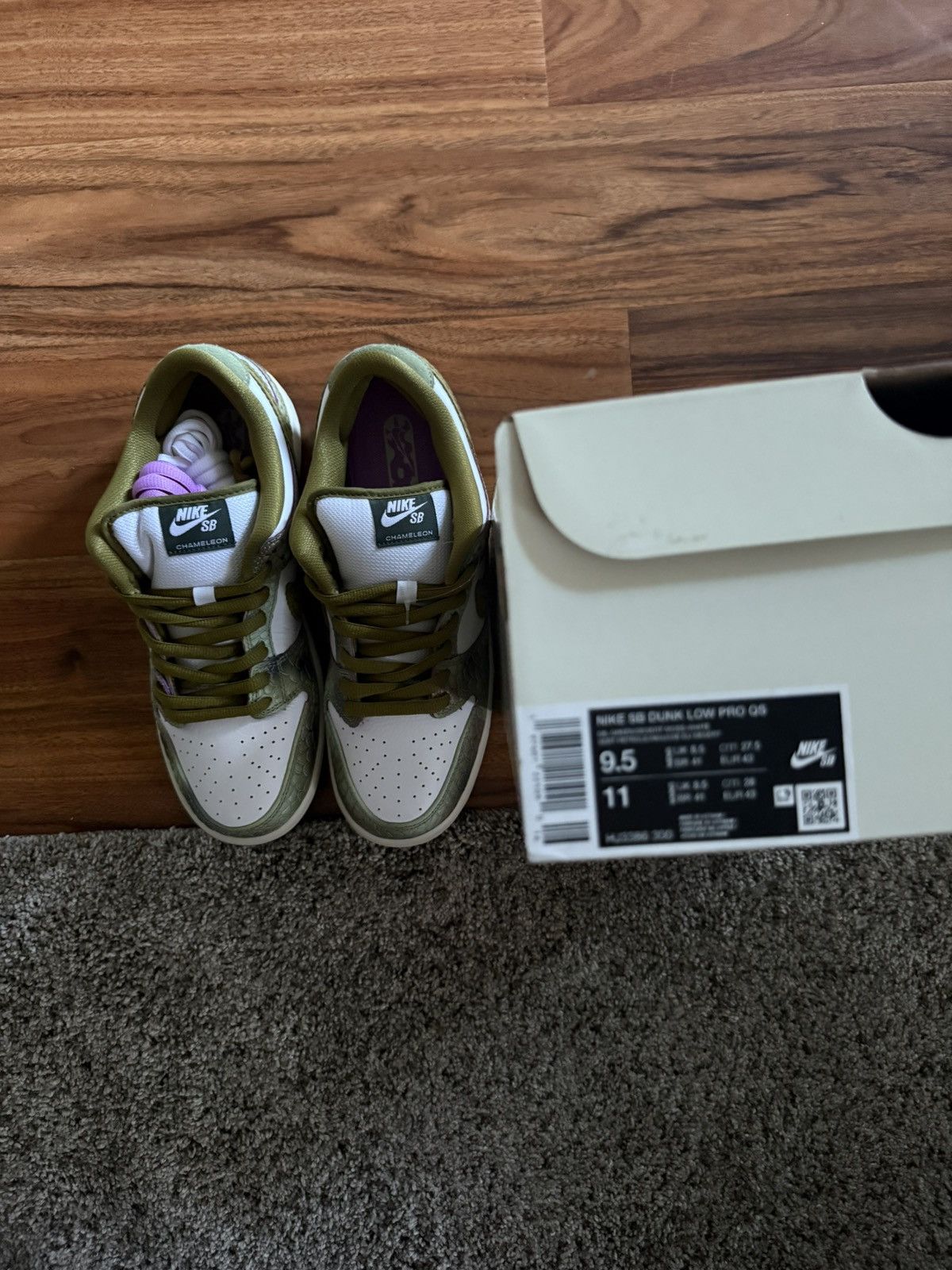 Nike SB DS* NIKE SB DUNK LOW “CHAMELEON” SZ 9.5 OG BOX INCLUDED Size US 9.5 / EU 42-43 - 1 Thumbnail