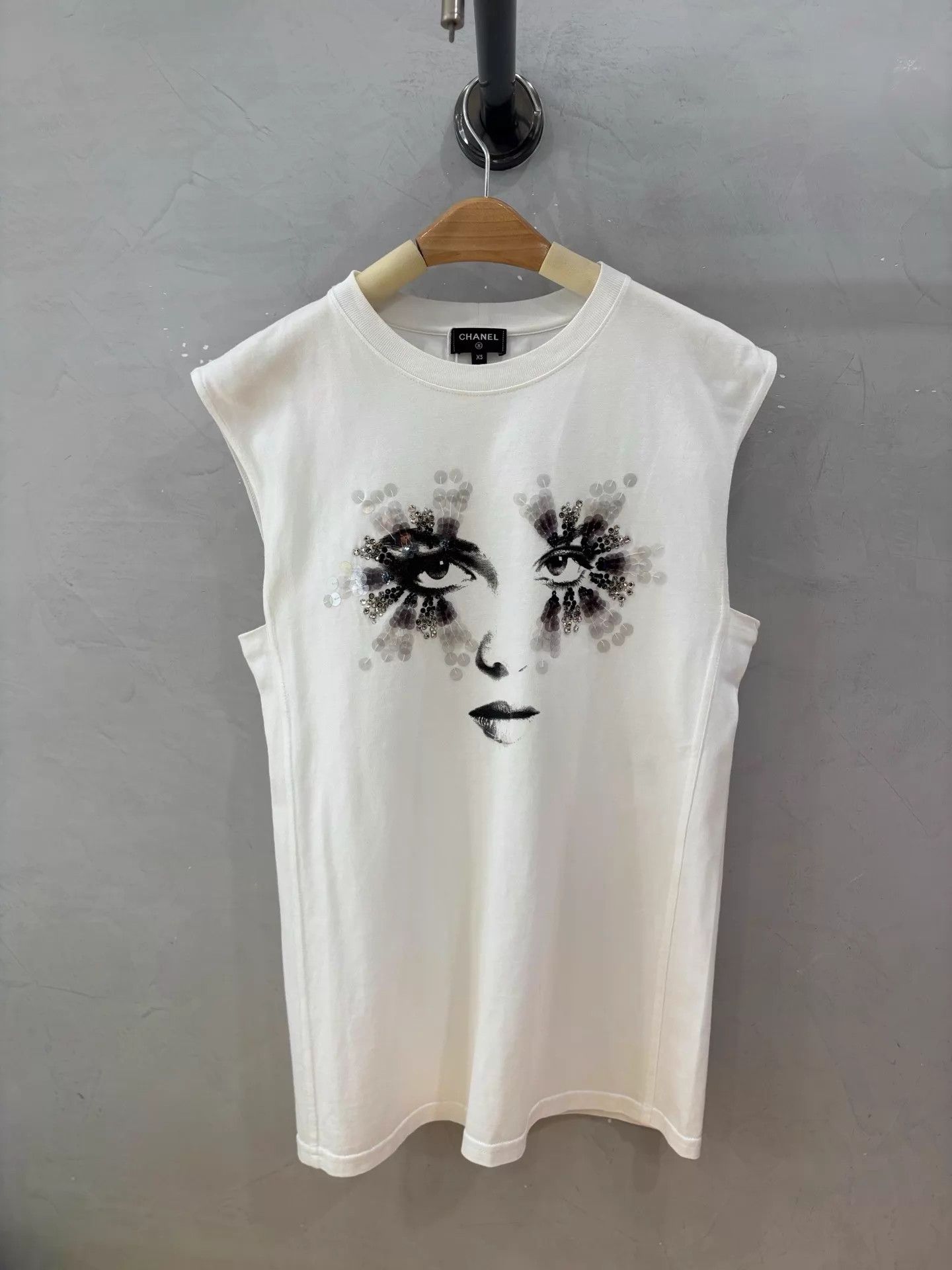 Chanel 22c Portrait Design Cotton Tank XS Like New