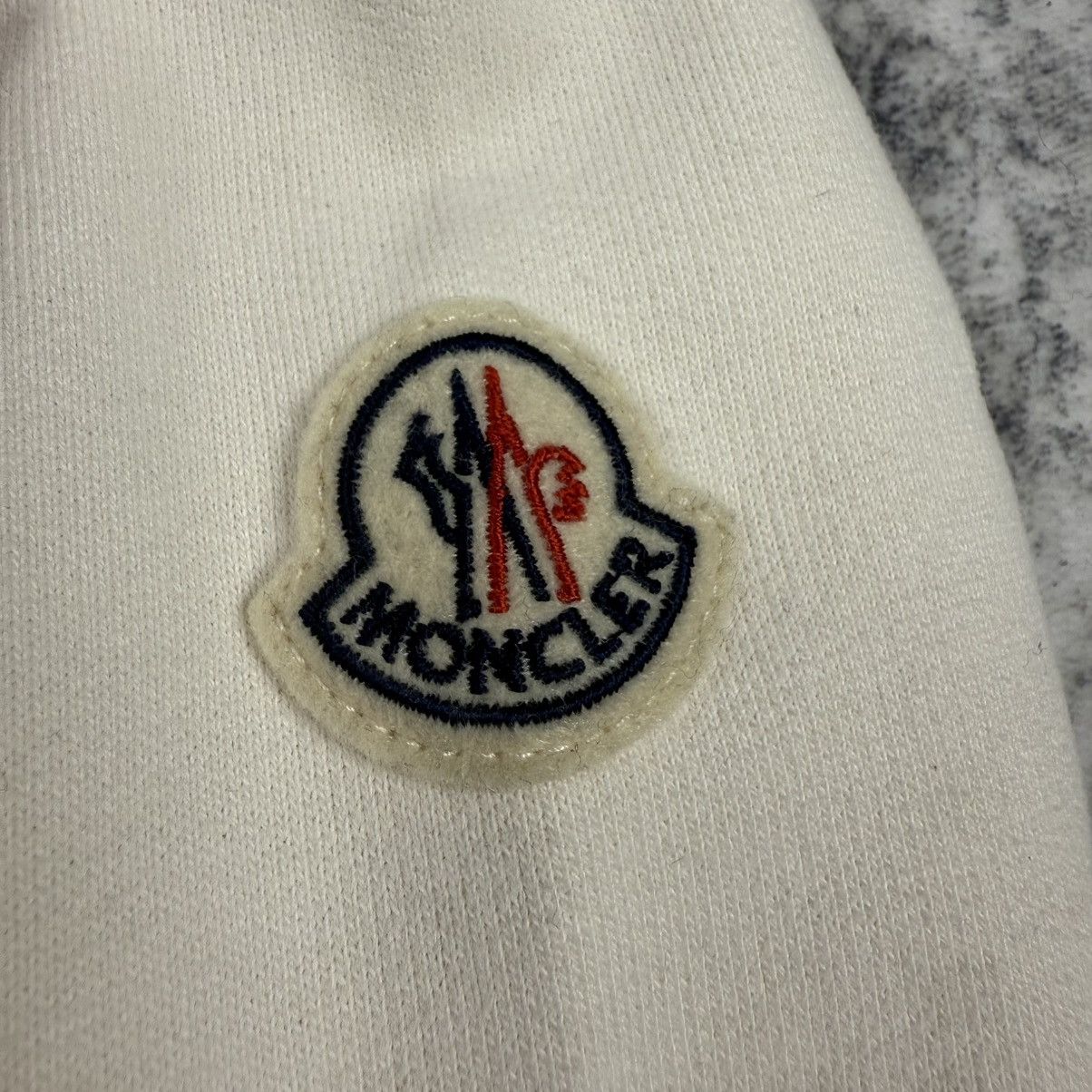 Moncler Moncler Embroidered Logo ‘Cream’ Crewneck Size US M / EU 48-50 / 2 - 3 Thumbnail