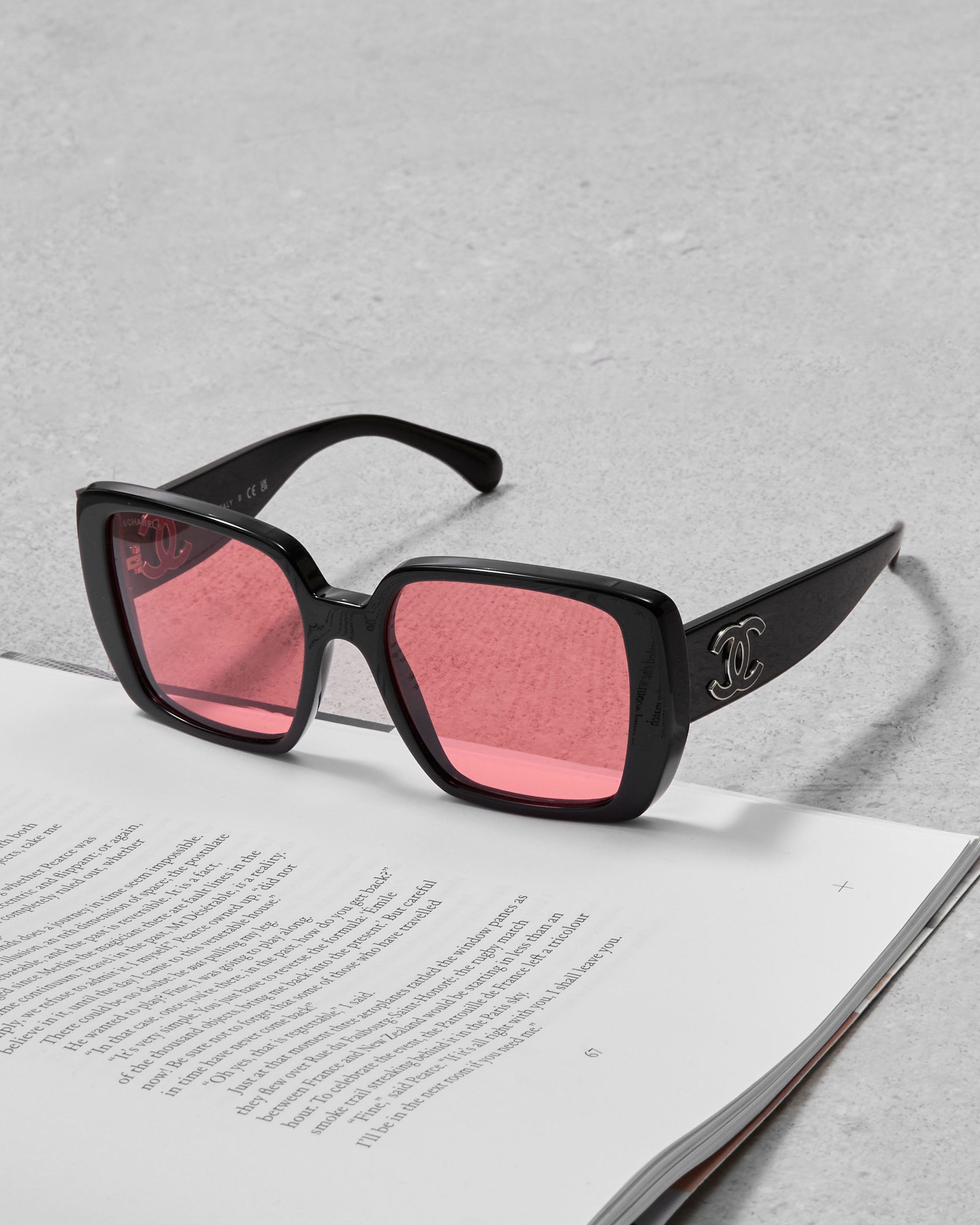 Chanel CHANEL 0CH5541 1231/D7 Sunglasses Size ONE SIZE - 1 Thumbnail