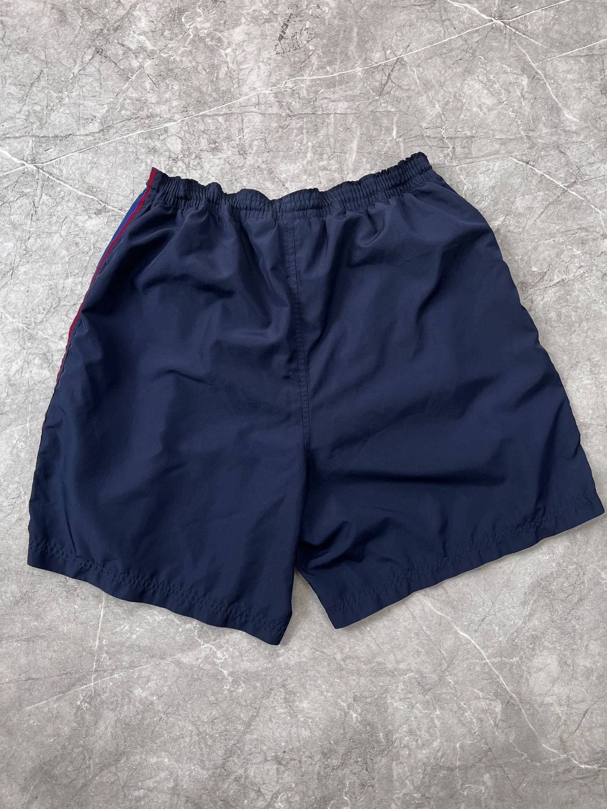 Nike Vintage Nike Fc Barcelona old school retro shorts Y2K Size US 36 / EU 52 - 8 Thumbnail