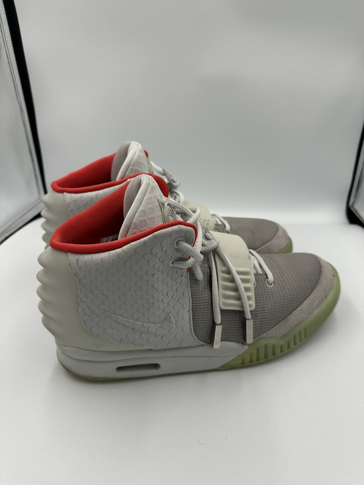 Kanye West × Nike Nike Yeezy 2 Platinum Size US 12 / EU 45 - 6 Thumbnail