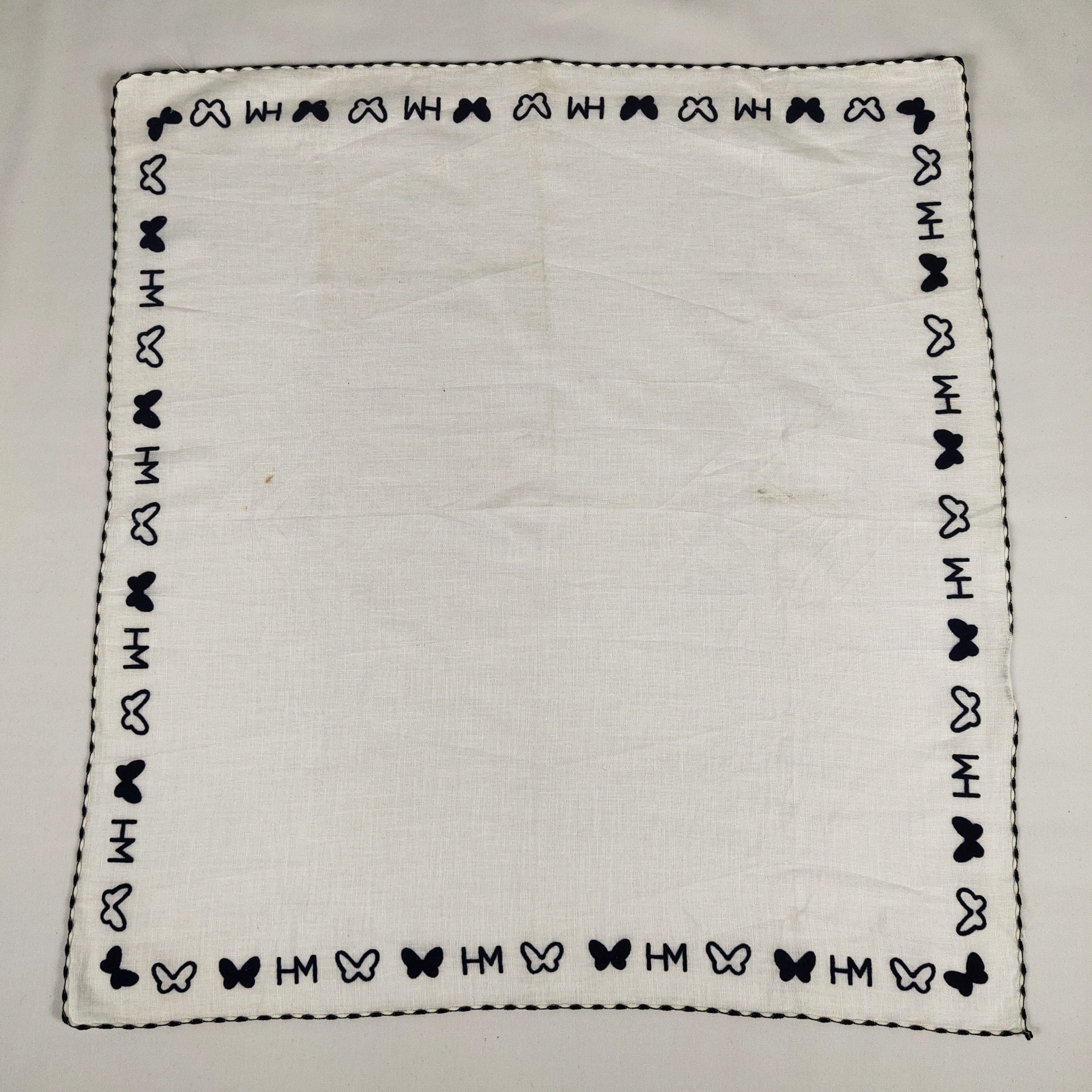 Hanae Mori × Vintage Hanae Mori Handkerchief / Neckerchief / Bandana FZ446 Size ONE SIZE - 3 Thumbnail