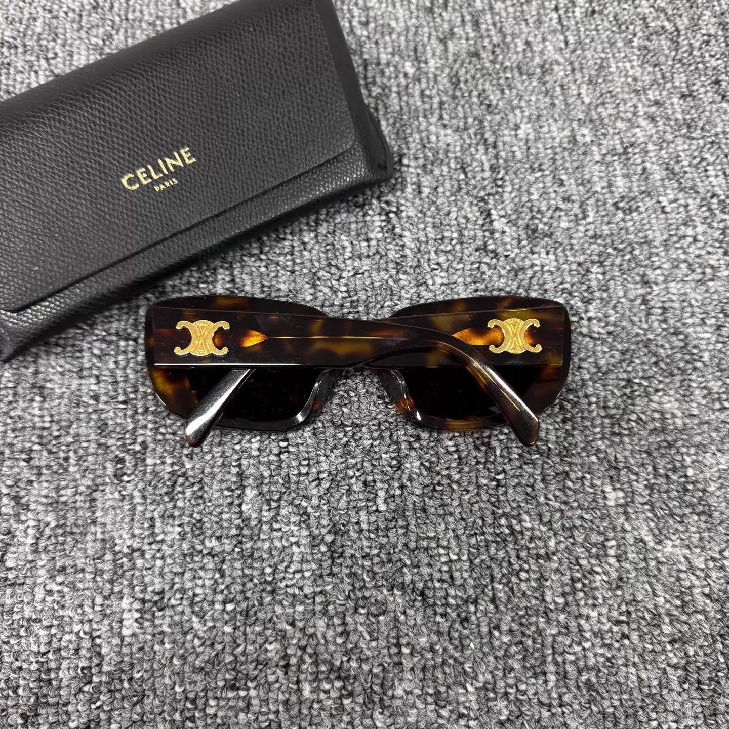 Celine Celine Triomphe Tortoiseshell Sunglasses 99 New With Box Size ONE SIZE - 3 Thumbnail