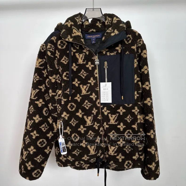 Louis Vuitton Louis Vuitton Black and yellow presbyopia full print teddy Size XS / US 0-2 / IT 36-38 - 1 Thumbnail
