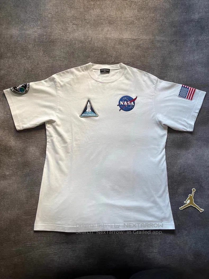 Balenciaga Balenciaga NASA Space Exploration Collab Short Sleeve T-Sh Size US XS / EU 42 / 0 - 1 Thumbnail