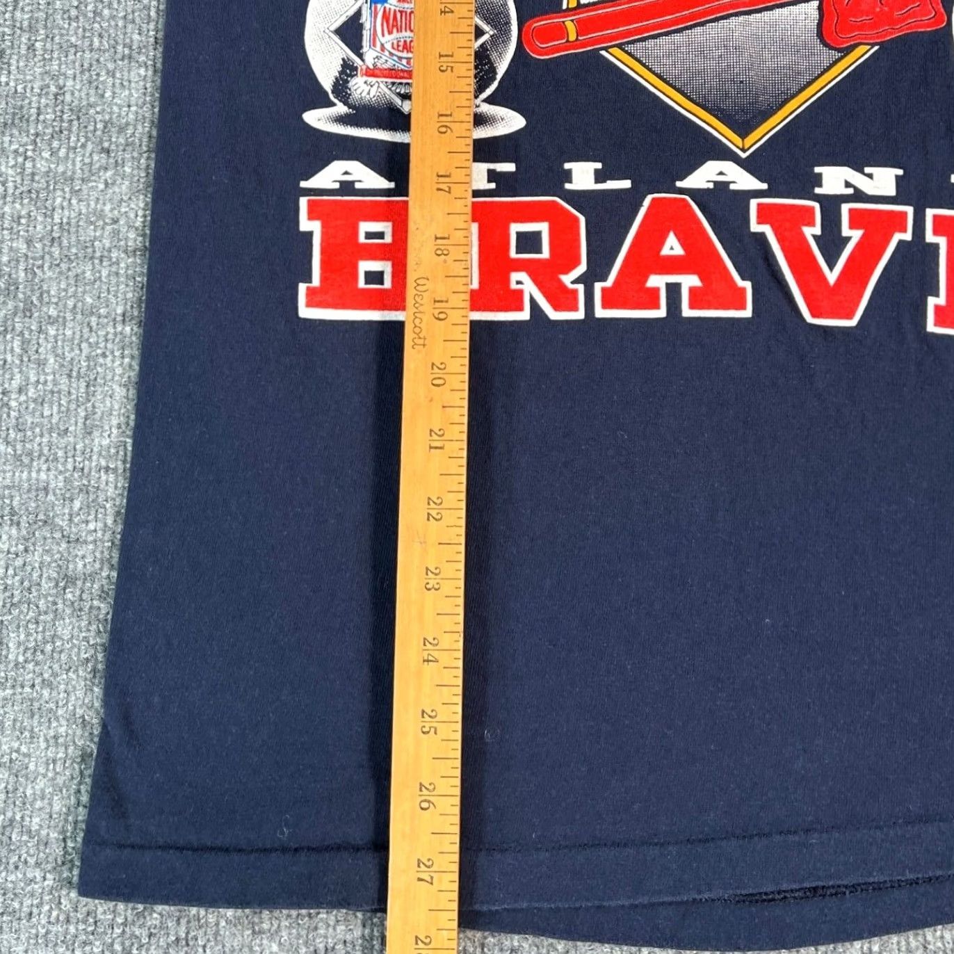 Logo 7 VINTAGE Atlanta Braves T-Shirt Mens Medium Navy 1991 NL Champions World Series Size US M / EU 48-50 / 2 - 6 Thumbnail