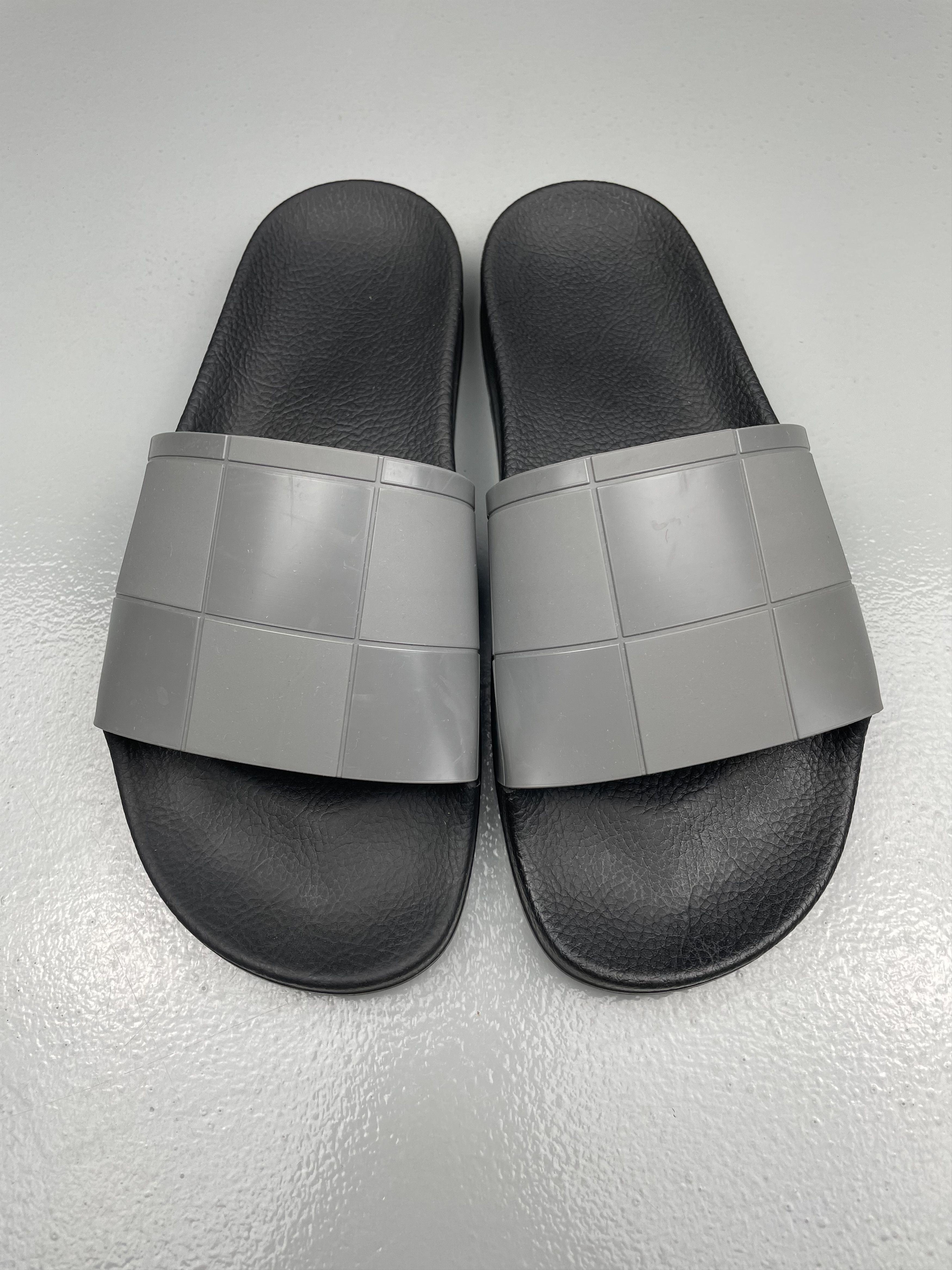 Adidas × Raf Simons adidas X Raf Simons S/S 2018 Adilette Checkerboard Size US 8.5 / EU 41-42 - 1 Thumbnail