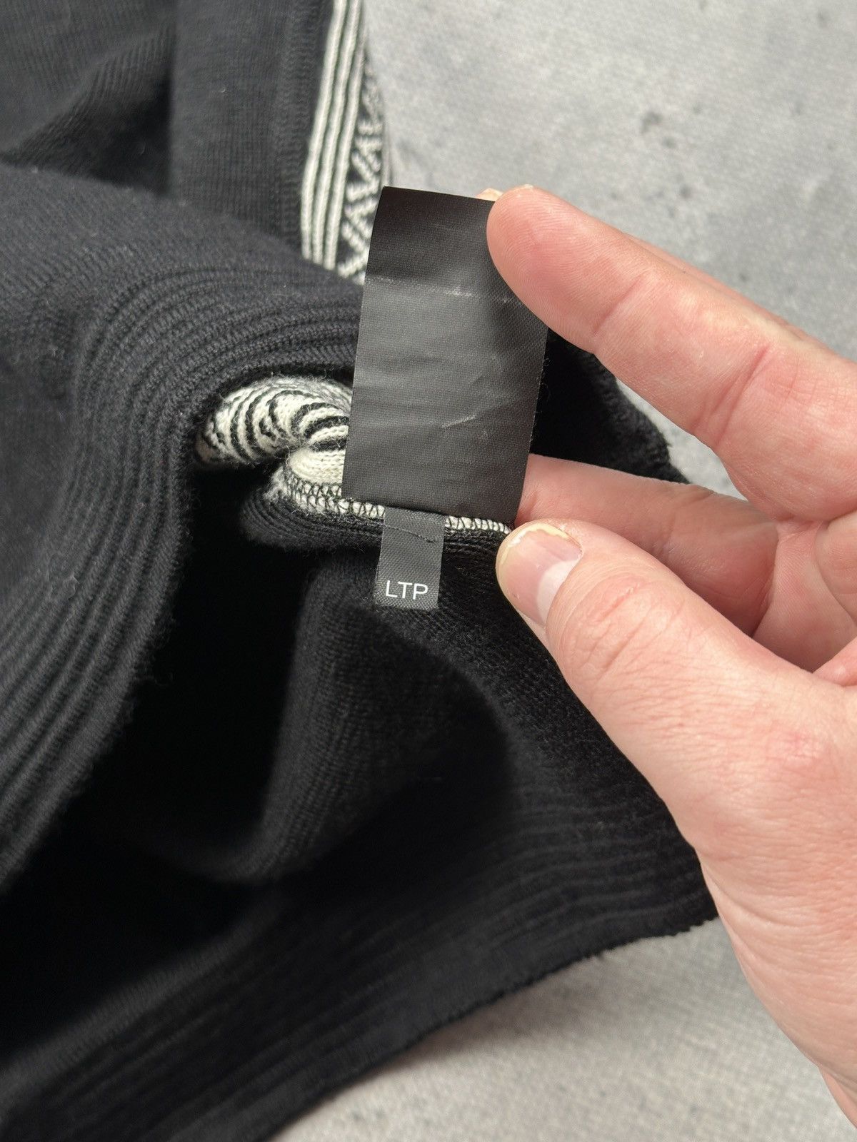 Dale Of Norway Dale Of Norway Black Wool Knit Sweater Norwegian Heritage Size S / US 4 / IT 40 - 14 Thumbnail