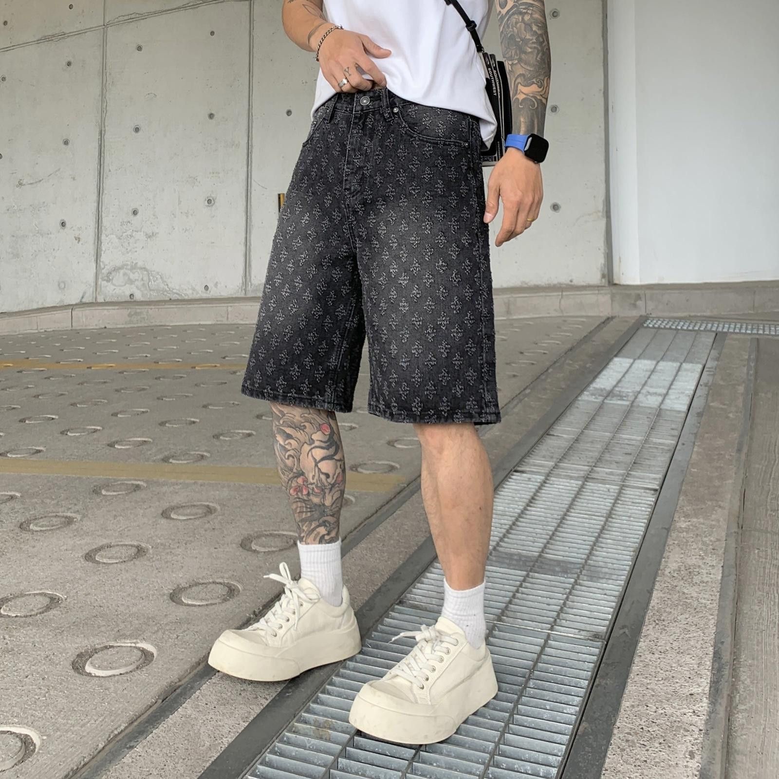 Japanese Brand Black Printed Casual Denim Shorts, Relaxed Fit Shorts Size US 32 / EU 48 - 2 Thumbnail