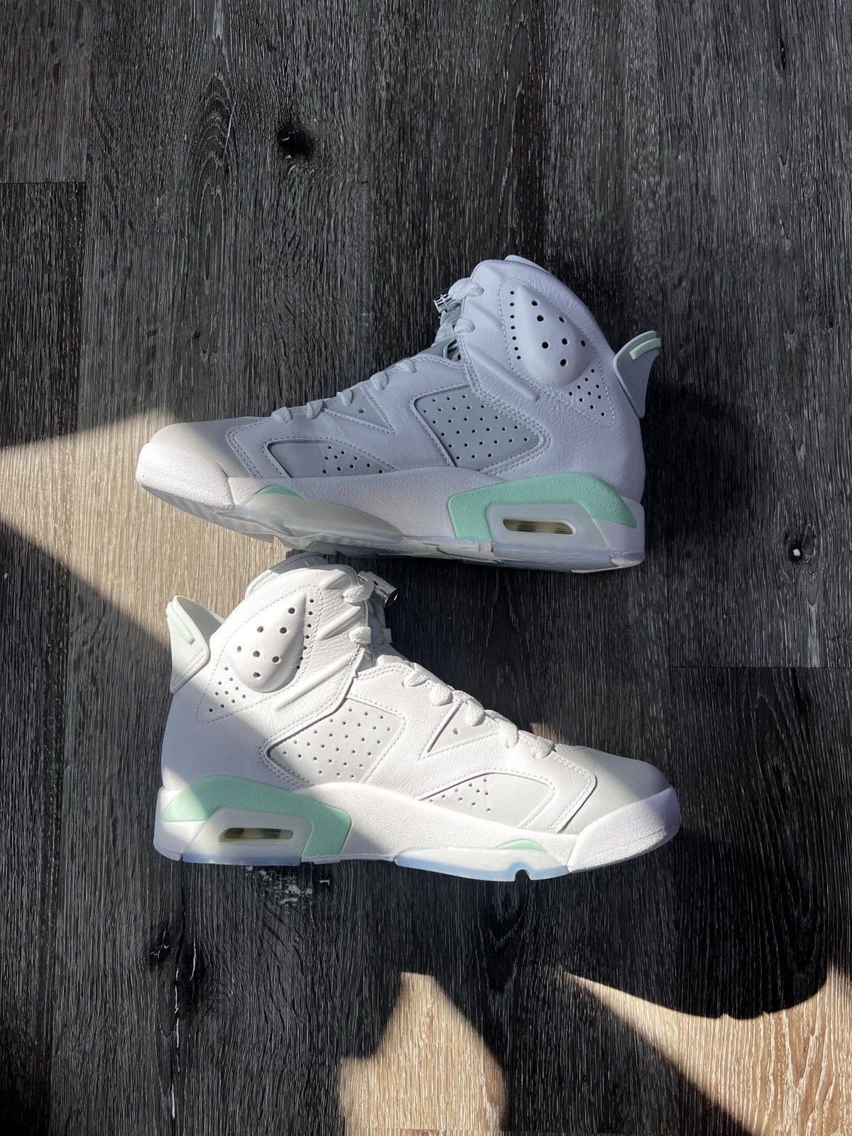 Jordan Brand Air Jordan 6 Retro “Mint Foam” (WMNS) **PRE-OWNED** Size US 8.5 / IT 38.5 - 2 Thumbnail