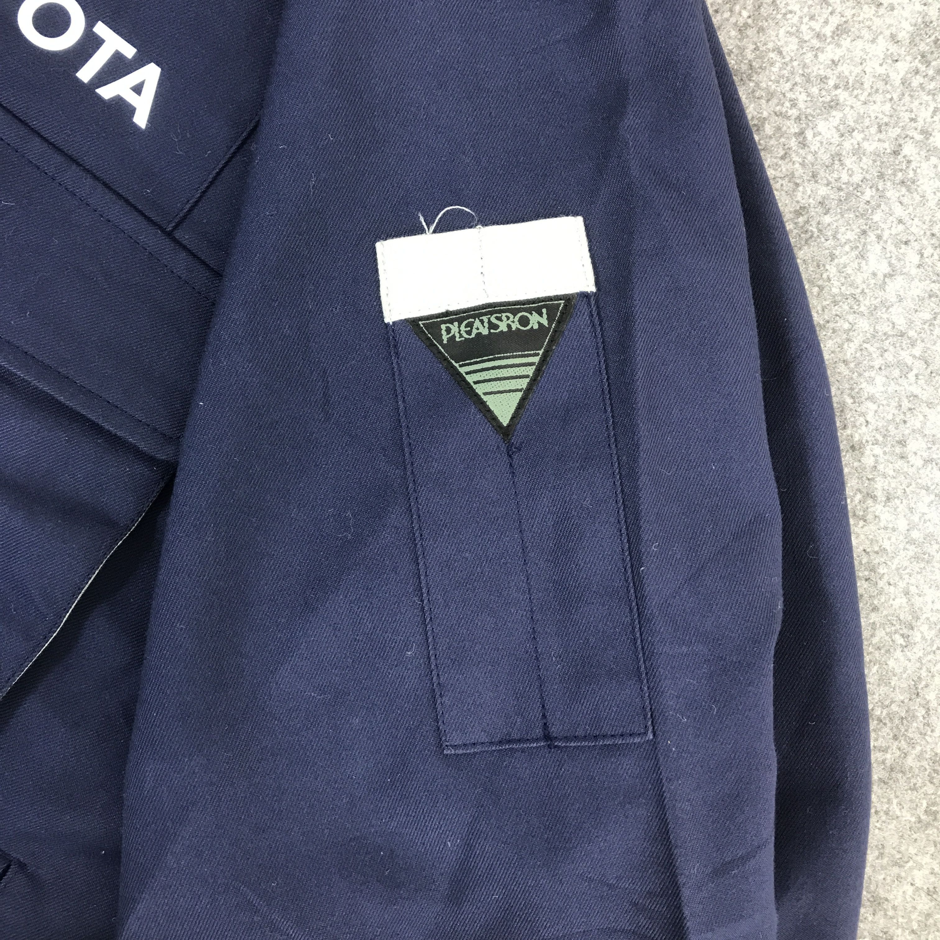 Japanese Brand TOYOTA TRD RACING MOTORSPORT CUSTOM JACKET Size US L / EU 52-54 / 3 - 11 Thumbnail