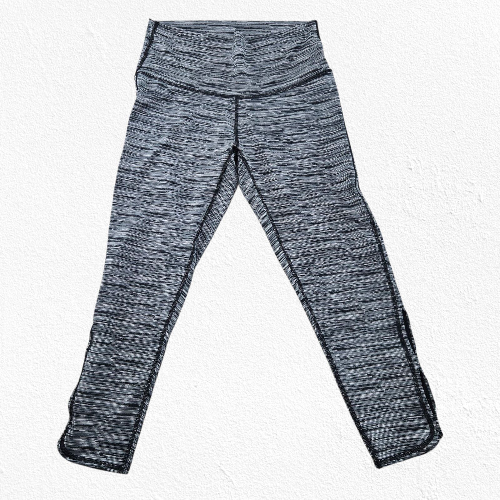 Other Aerie Gray Black Space Dye Cropped Leggings Size Medium Size 28" / US 6 / IT 42 - 2 Thumbnail