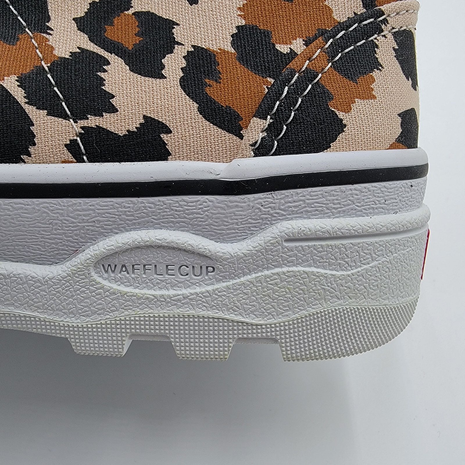 Vans VANS Sentry WC Leopard Shifting Sand Sz 5M/6.5W VN0A4P3K4XB1 Size US 6.5 / IT 36.5 - 9 Thumbnail