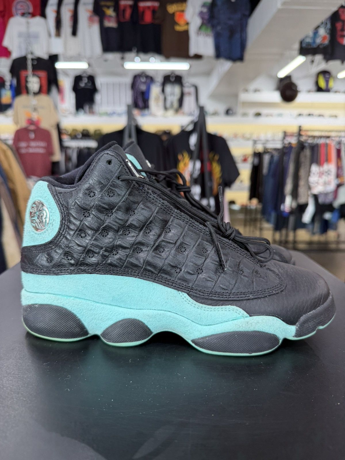 Jordan Brand Air Jordan 13 Black Island Green Size 5.5Y (2019) Size US 5.5 / EU 38 - 6 Thumbnail