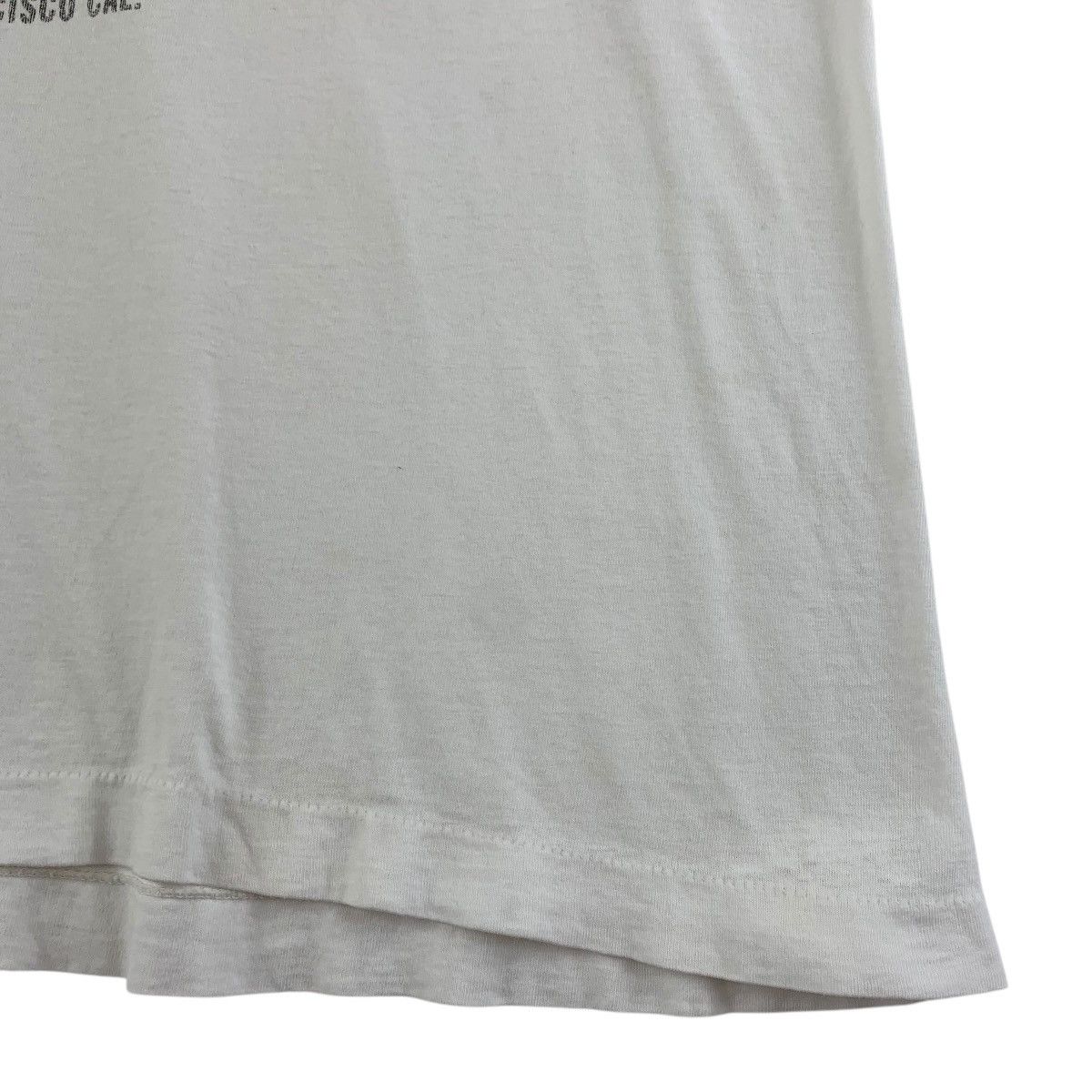 Levi's × Vintage Vintage distressed LEVIS photo printed design tee Size US M / EU 48-50 / 2 - 8 Thumbnail