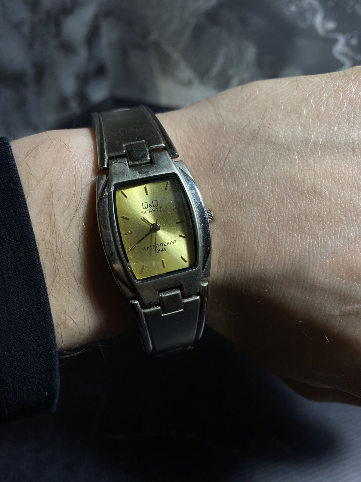 Japanese Brand Vintage Q&Q Gold Dial Watch Japan Movement Size ONE SIZE - 2 Thumbnail