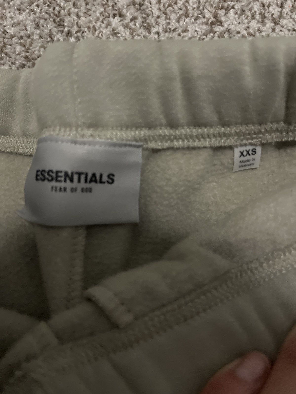 Essentials FOG Essentials Sweatshort Pistachio Size XXS Size US 26 / EU 42 - 2 Thumbnail