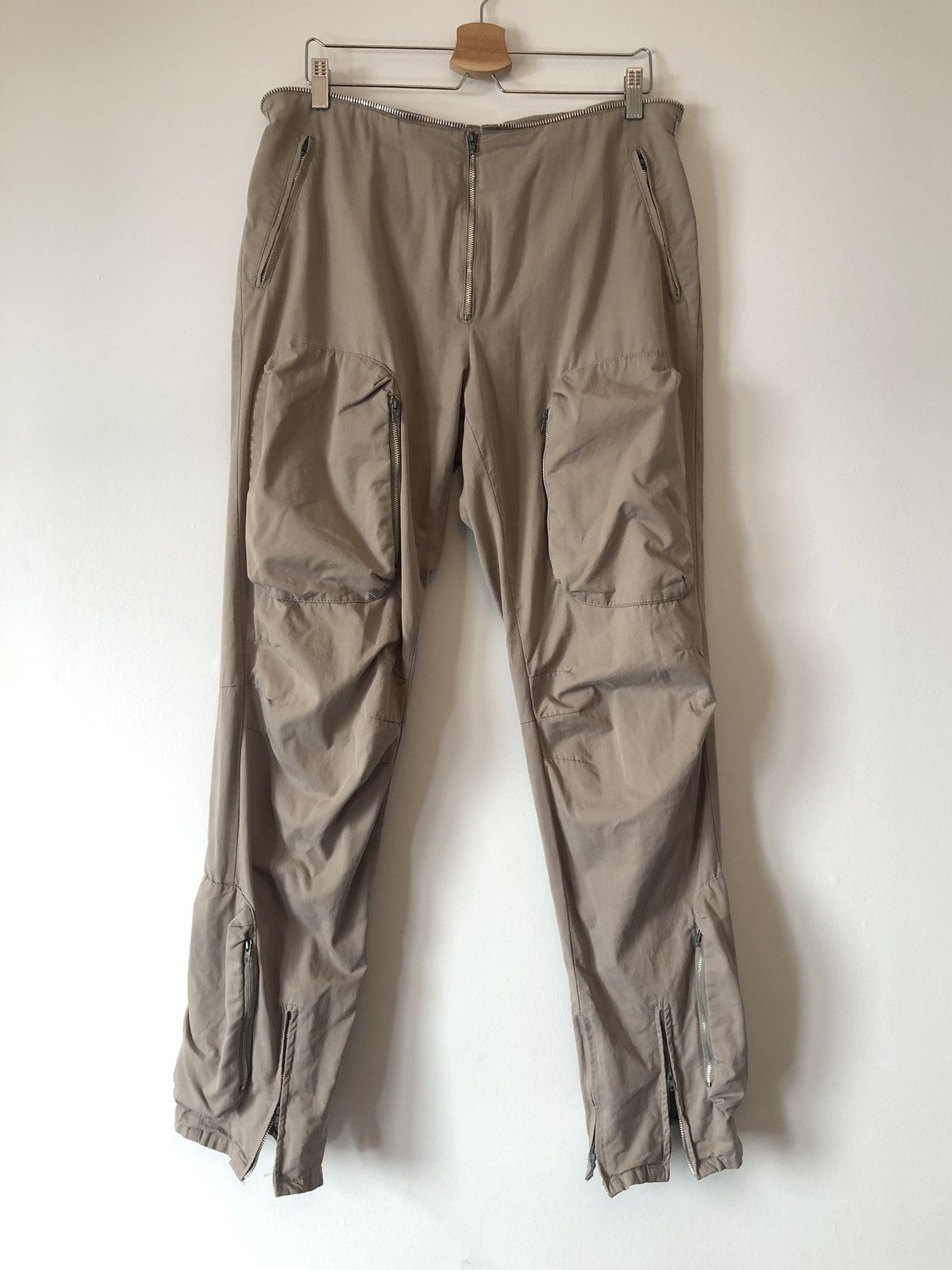 FW99 Astro Cargo