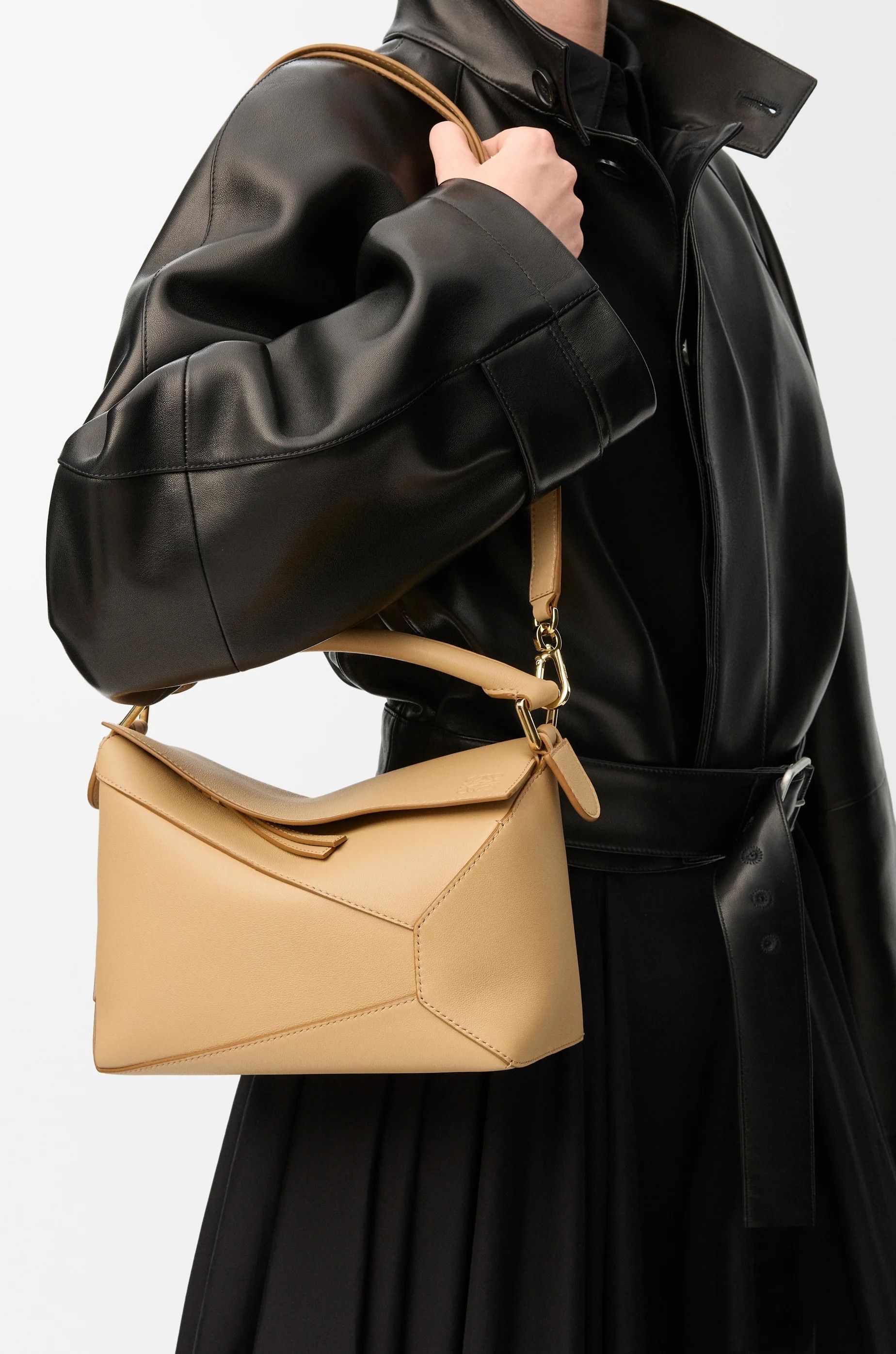 Loewe o1in1g0426 Size: OS / Small Puzzle Edge Bag in Silk Beige Size ONE SIZE - 3 Thumbnail