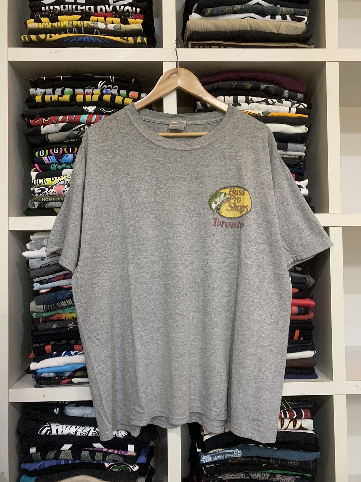 image of Bass Pro Shops Toronto Tee in Grey, Men's (Size XL)