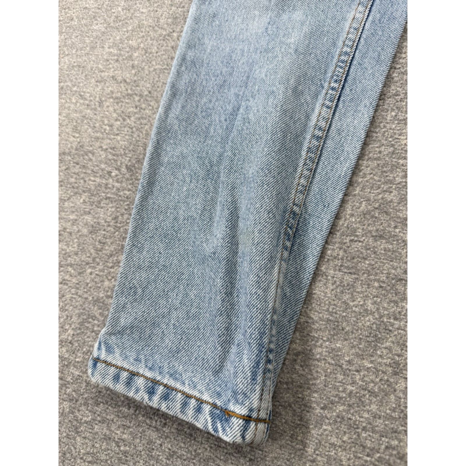Levi's VINTAGE Levi's 17512-0291 Jeans Womens 5 Blue Denim High Waisted 24x28 Made In USA Size 27" / US 4 / IT 40 - 2 Thumbnail