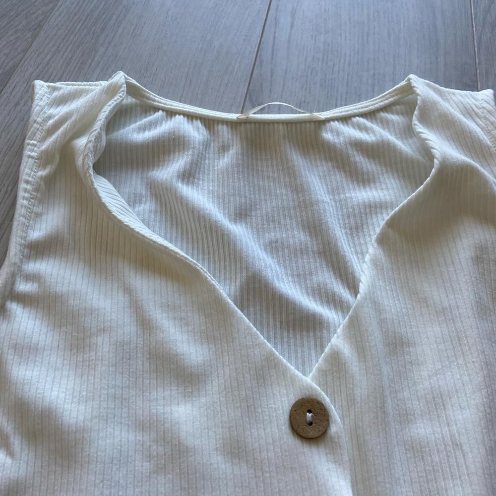 Designer Chic Button-Down Sleeveless Dress - Perfect for Summer Size M / US 6-8 / IT 42-44 - 2 Thumbnail